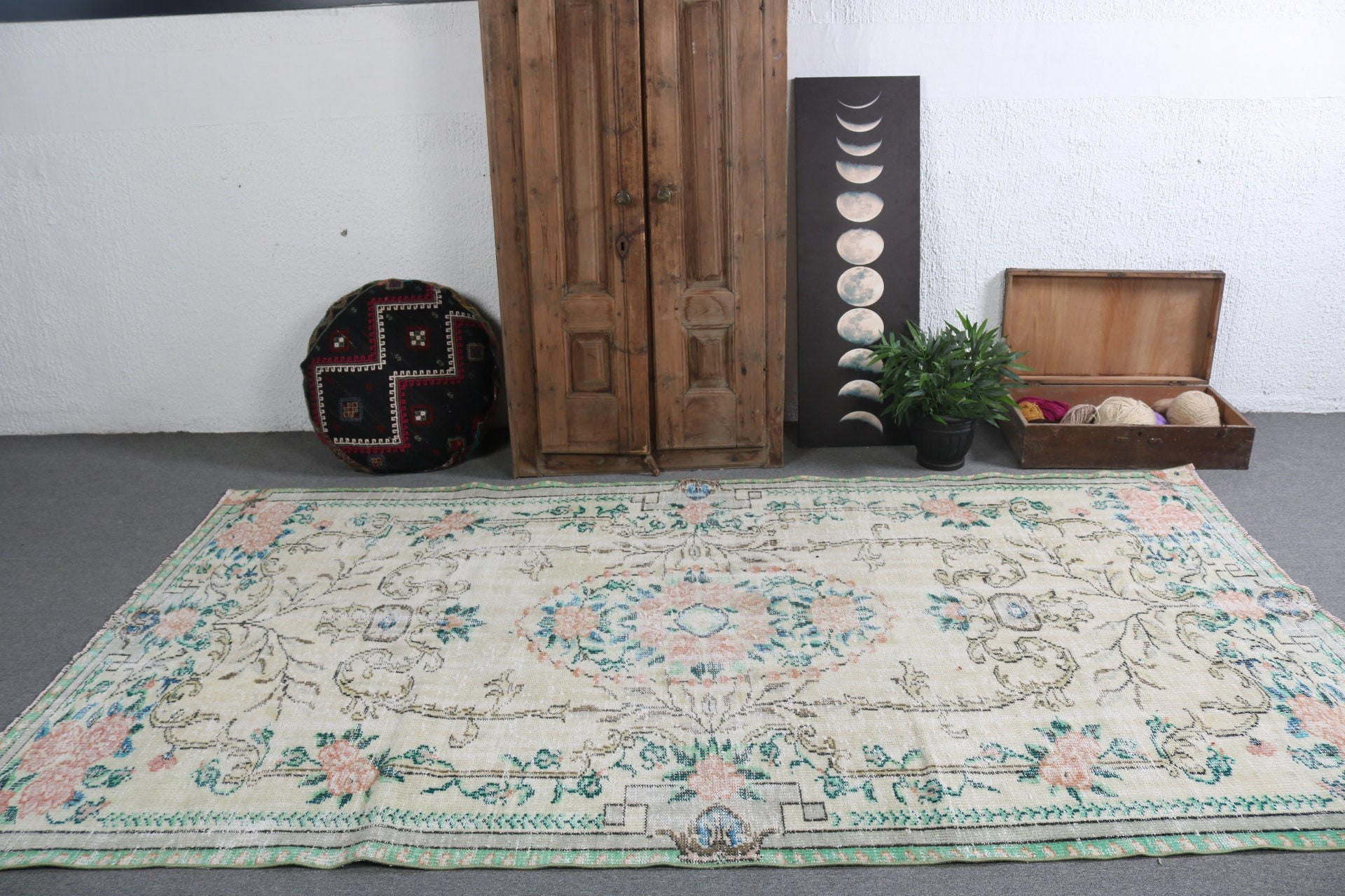 Turkish Rug, Antique Rug, Bedroom Rugs, Vintage Rugs, Large Vintage Rugs, Handwoven Rug, Boho Rug, Beige Modern Rugs, 5.6x9.9 ft Large Rug