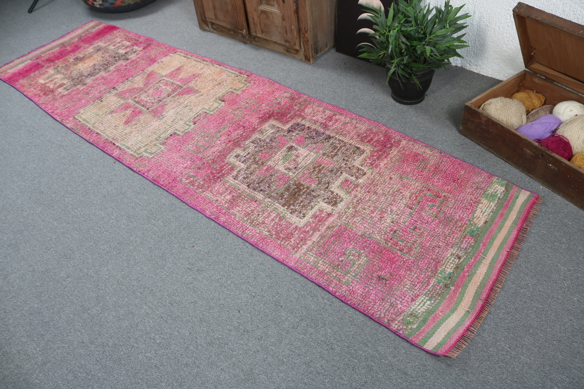 Bedroom Rug, Pink Geometric Rug, Flatweave Rugs, Vintage Runner Rugs, Rugs for Runner, Turkish Rug, Vintage Rugs, 2.5x9.7 ft Runner Rugs