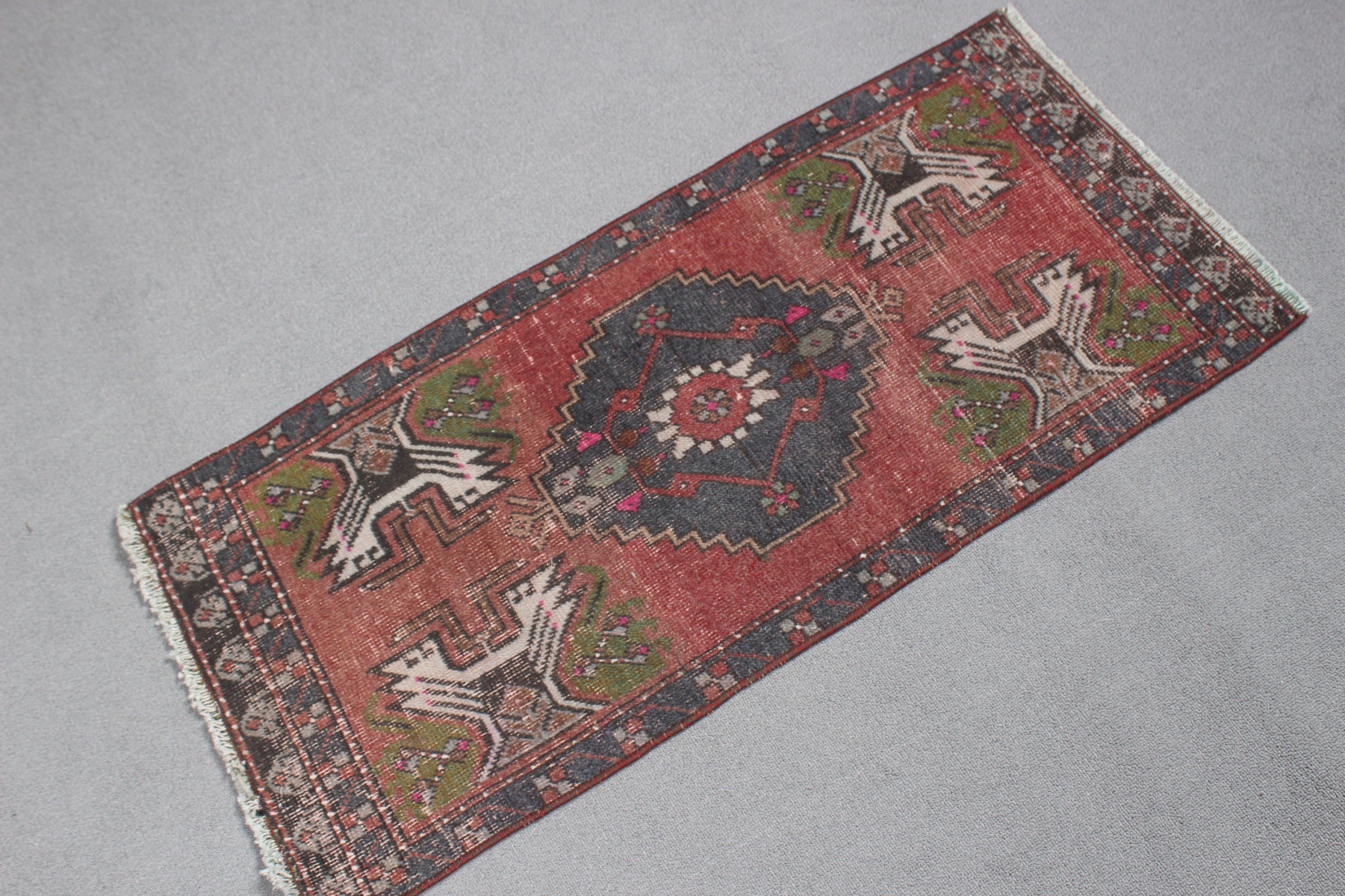 Giriş Halısı, Türk Halısı, Araba Paspas Halıları, Boho Halısı, Anadolu Halıları, Kırmızı Açıklama Halıları, Banyo Halıları, Vintage Halılar, 1.5x3.4 ft Küçük Halı