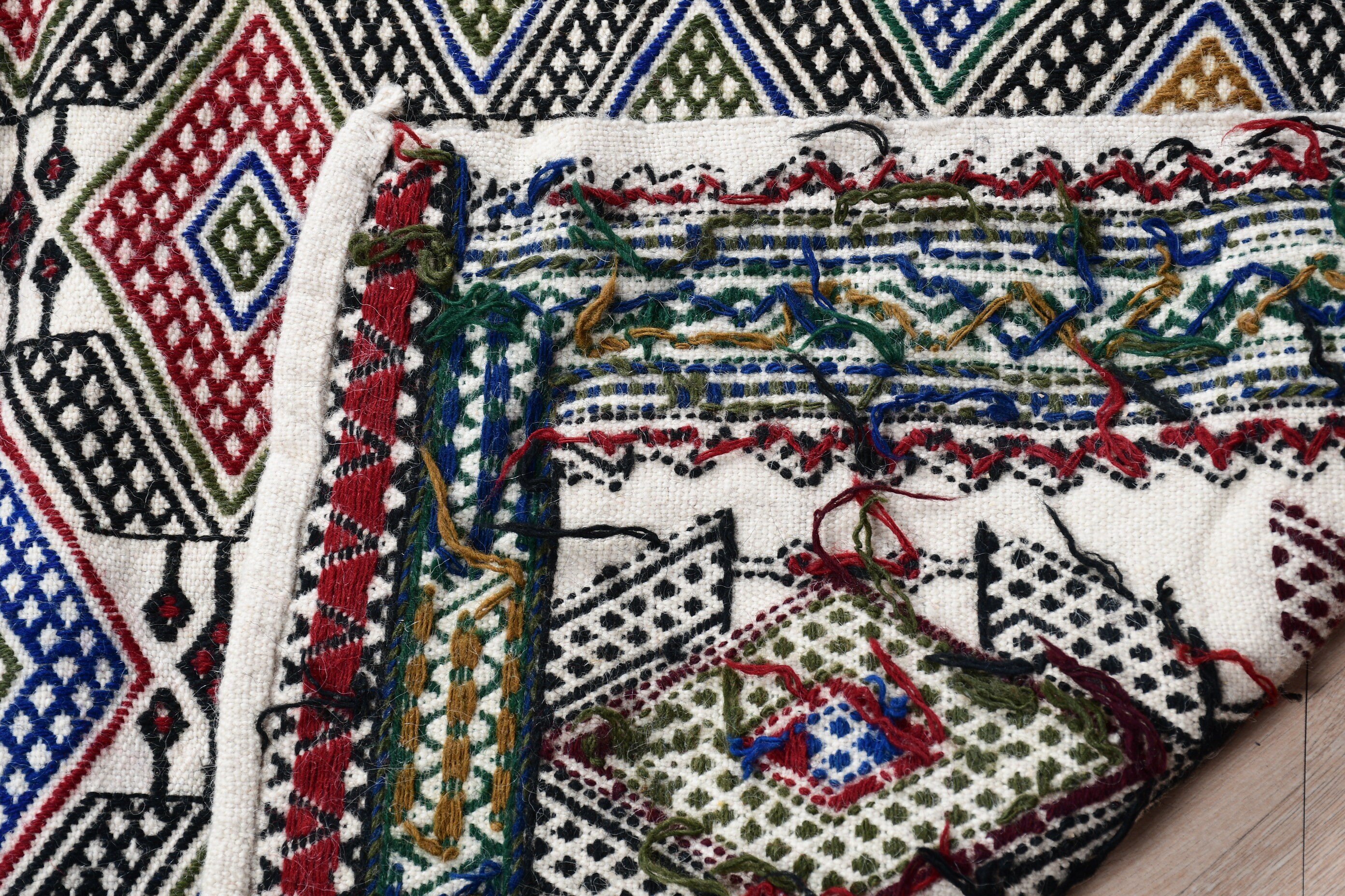 Anadolu Halıları, Eski Halı, 4x5.1 ft Aksan Halıları, Bej Anadolu Halısı, Türk Halıları, Vintage Halılar, Giriş Halıları, Kilim, Yatak Odası Halısı, Yün Halılar