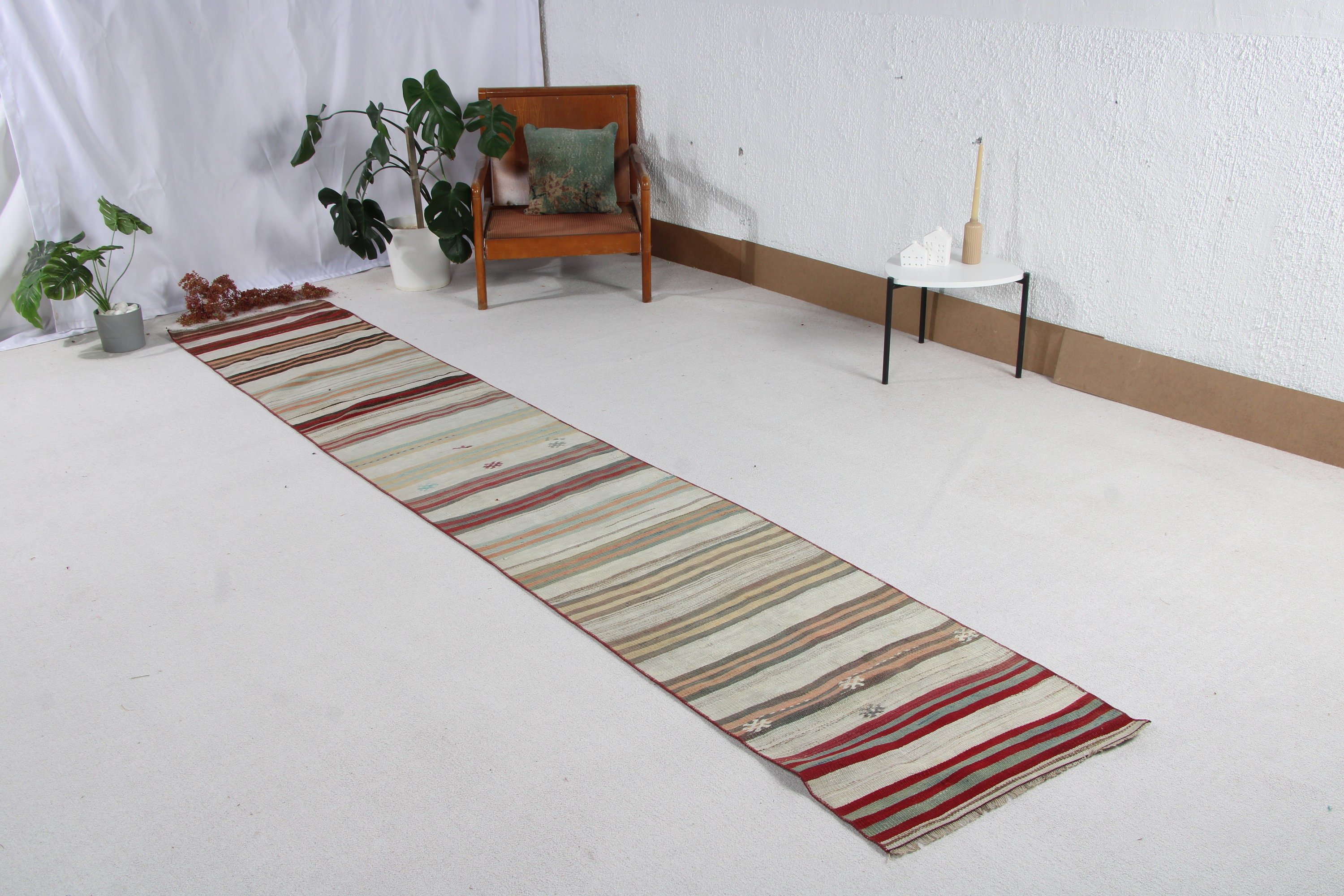 Türk Halıları, Oushak Halısı, El Dokuma Halıları, Mutfak Halıları, Vintage Halılar, Uzun Yolluk Halıları, 2,1x12,3 ft Yolluk Halısı, Gökkuşağı Lüks Halıları