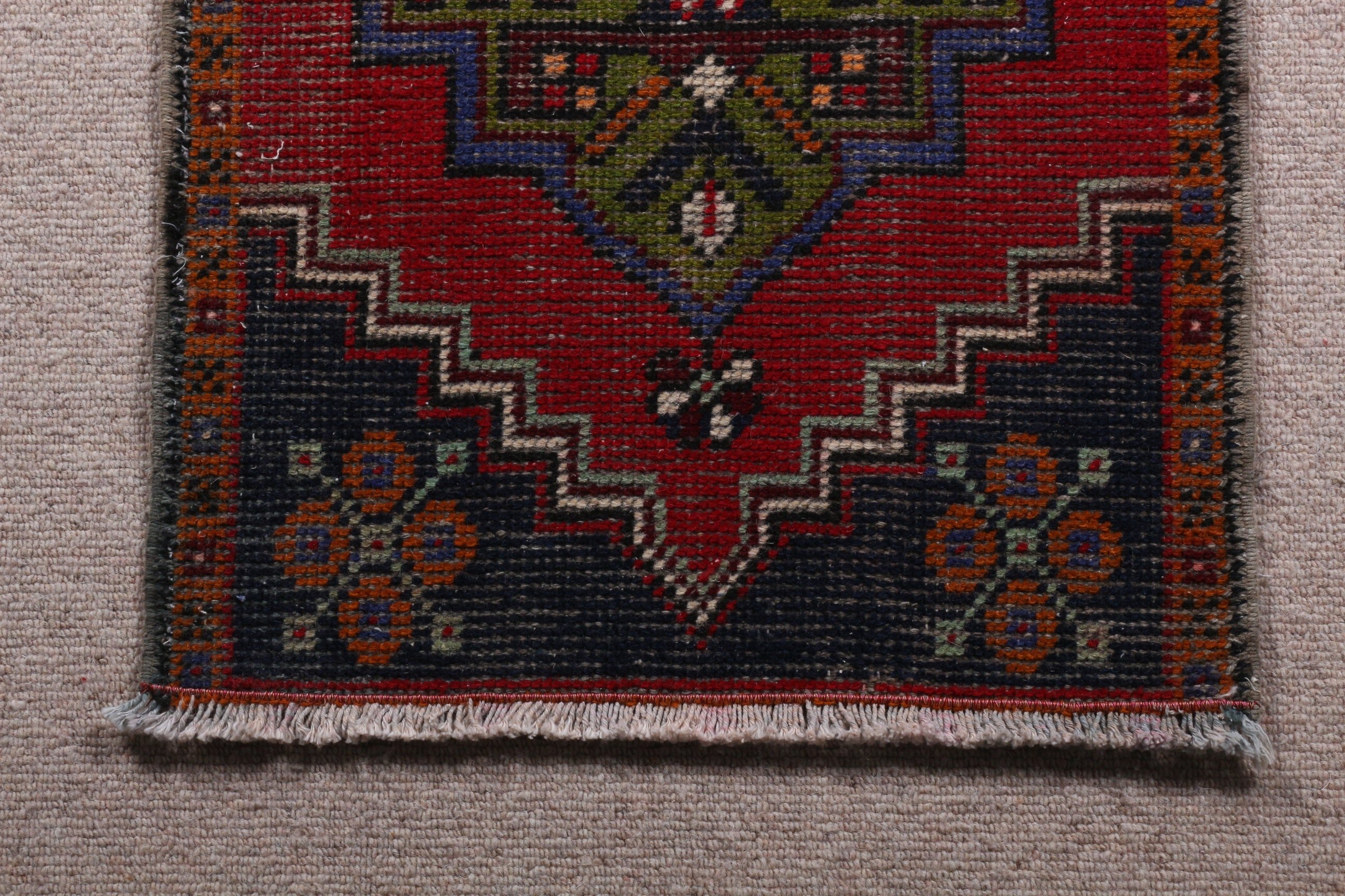 Havalı Halılar, Vintage Halılar, Mutfak Halısı, Duvara Asılı Halılar, Yatak Odası Halıları, Kırmızı Fas Halıları, Araba Paspas Halısı, Türk Halısı, 1.6x3 ft Küçük Halı