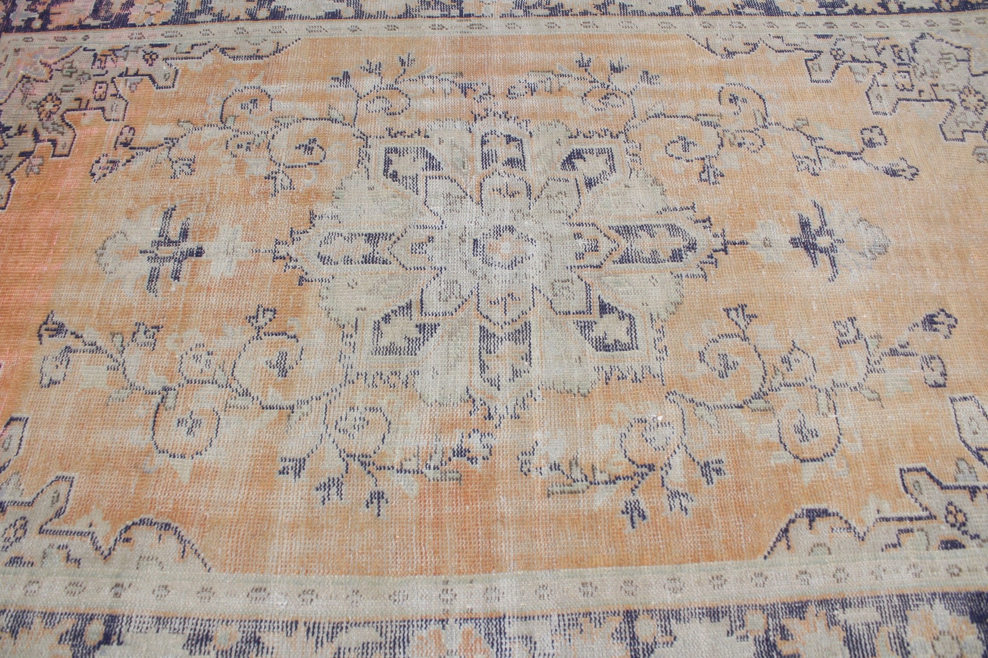 Vintage Halılar, Yün Halı, 5,5x8,8 ft Büyük Halı, Turuncu Yün Halılar, Yemek Odası Halıları, Oushak Halı, Yatak Odası Halıları, Türk Halıları, Salon Halısı