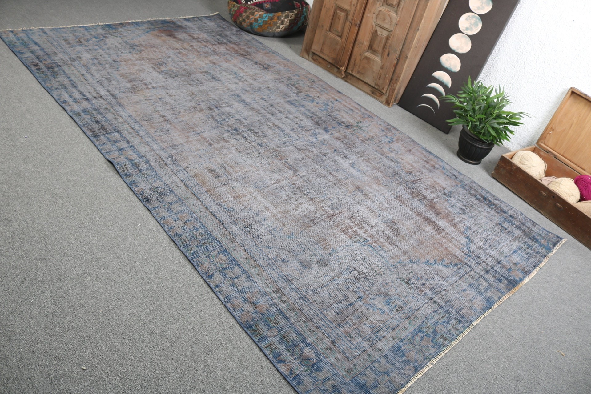 Turkish Rugs, Large Vintage Rugs, Blue  5.6x10.1 ft Large Rug, Living Room Rugs, Oushak Rug, Statement Rugs, Vintage Rug