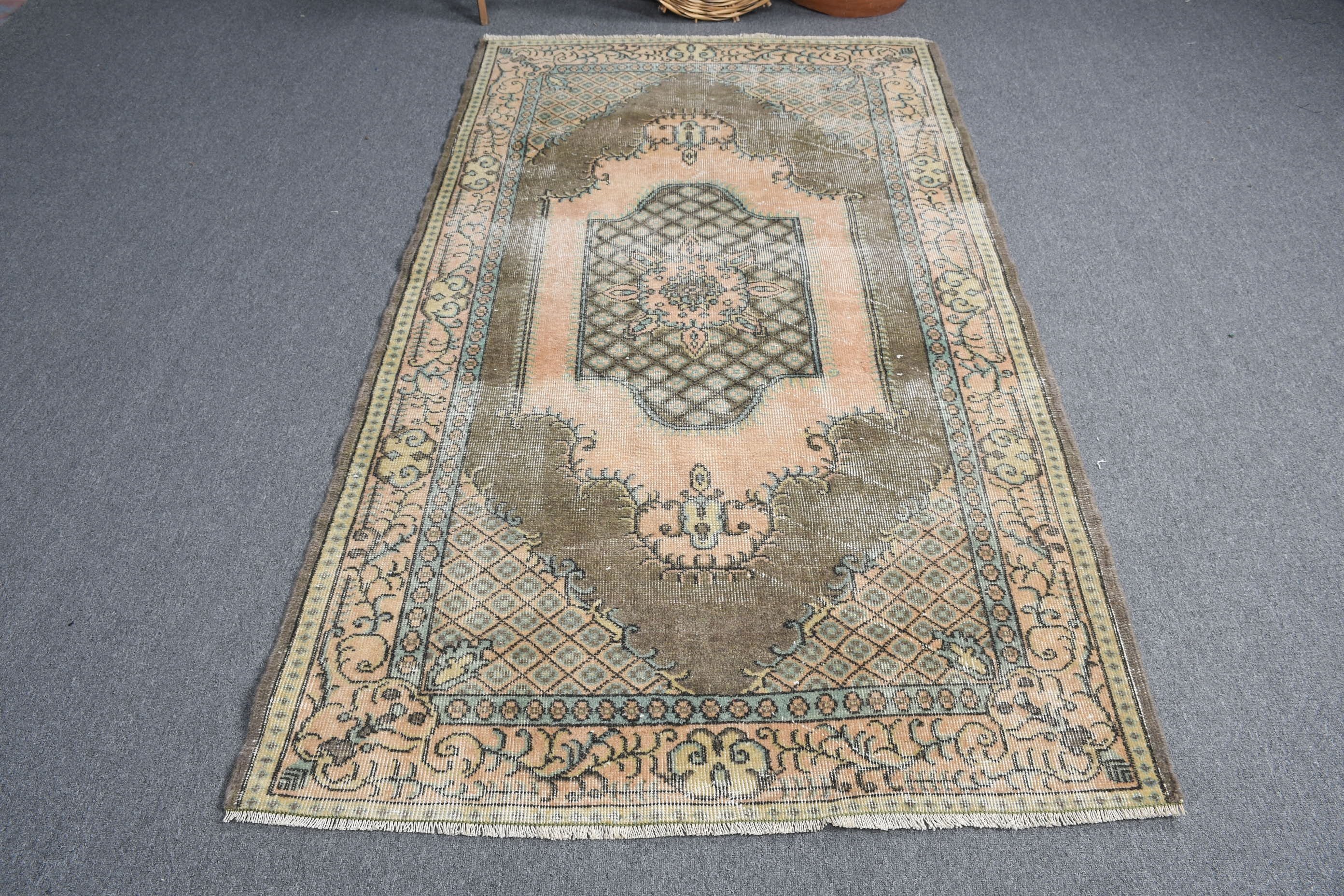 Vintage Halı, Ev Dekorasyonu Halısı, 4x7 ft Alan Halısı, Mutfak Halısı, Türk Halıları, Vintage Dekor Halıları, Yeşil Anadolu Halısı, İç Mekan Halıları, Sanat Halıları