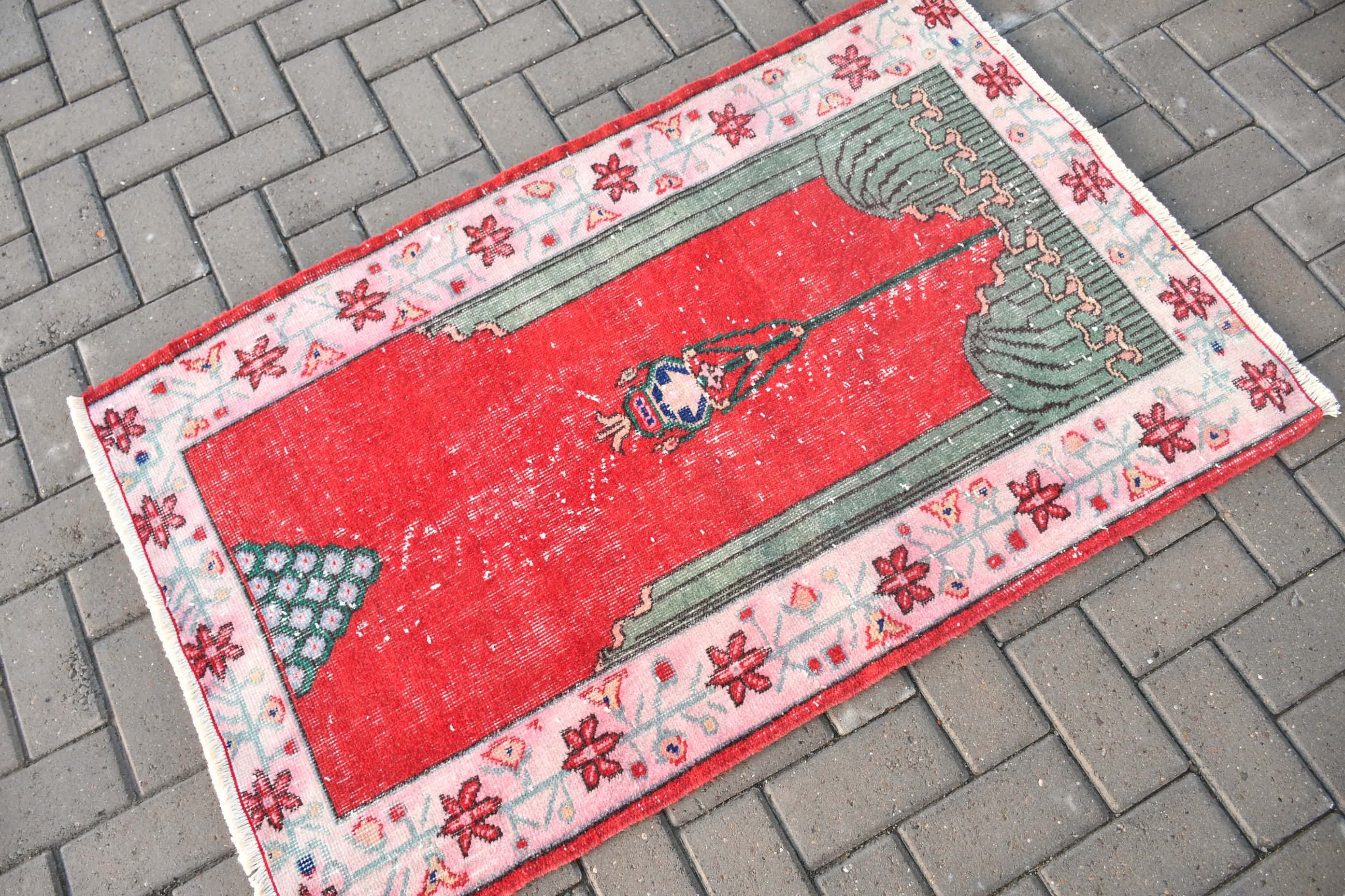 Red Bedroom Rug, Vintage Rug, 2.7x4.3 ft Small Rug, Bathroom Rug, Antique Rug, Moroccan Rugs, Turkish Rug, Rugs for Bath, Car Mat Rug