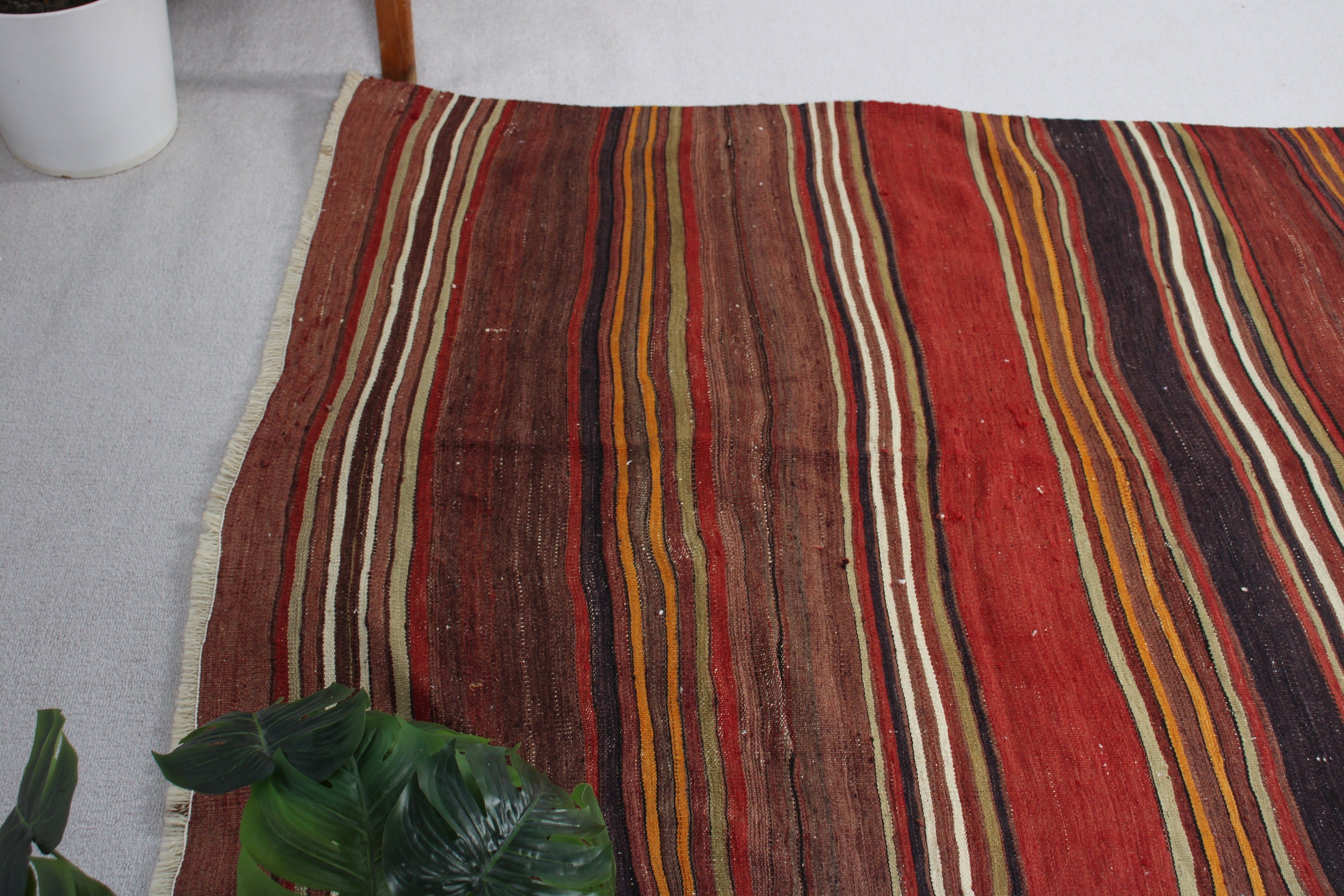 Boho Halı, Vintage Halılar, Türk Halısı, Kilim, Geometrik Halı, Kırmızı Geometrik Halı, 4.5x5.3 ft Aksan Halıları, Yatak Odası Halısı, Dekoratif Halı