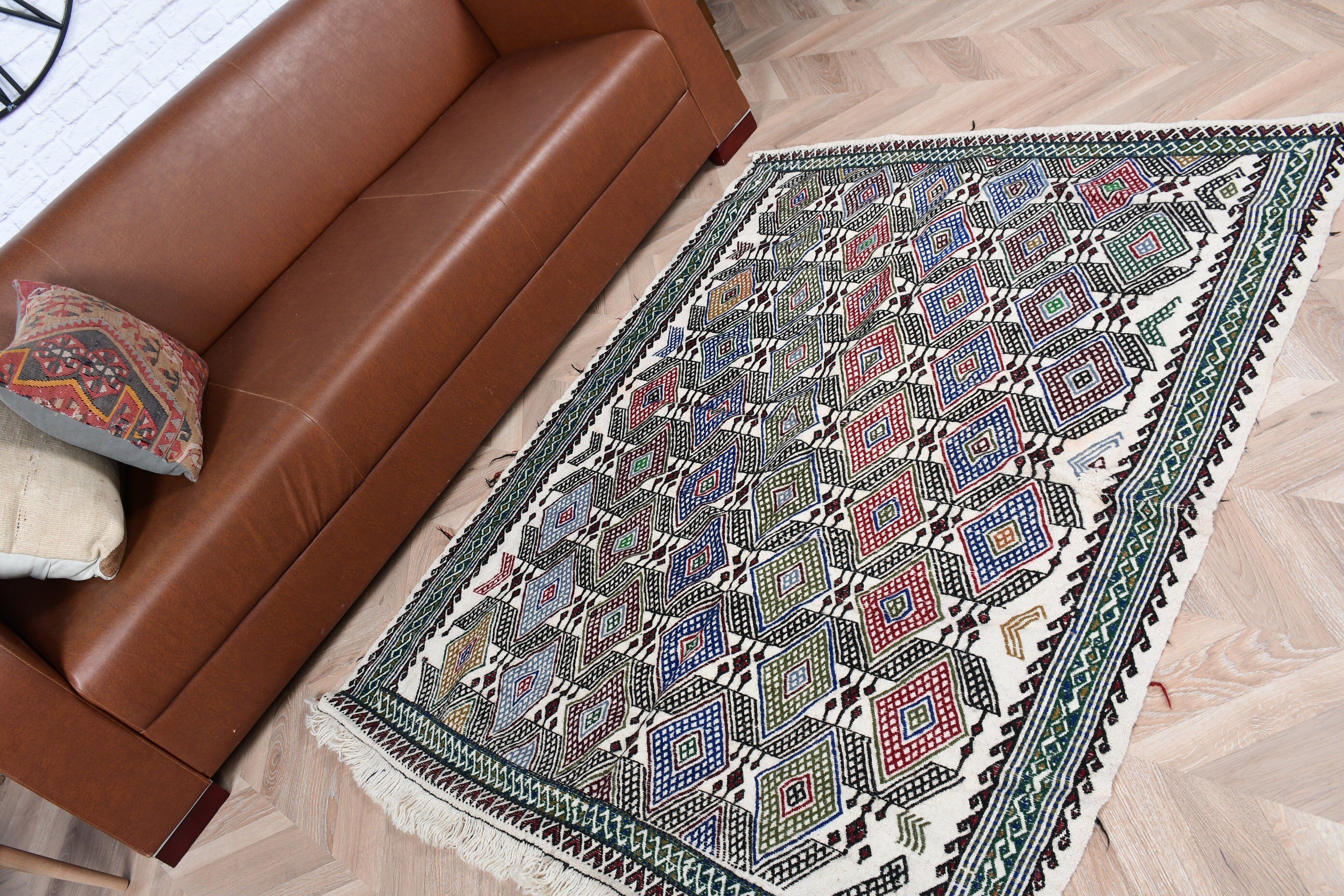 Anadolu Halıları, Eski Halı, 4x5.1 ft Aksan Halıları, Bej Anadolu Halısı, Türk Halıları, Vintage Halılar, Giriş Halıları, Kilim, Yatak Odası Halısı, Yün Halılar