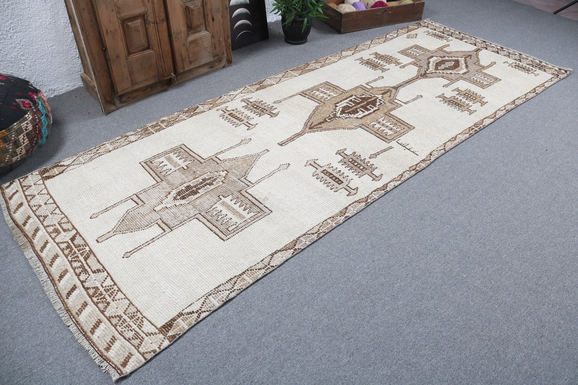 3.7x10.2 ft Runner Halı, Bej Nötr Halı, Vintage Runner Halıları, Vintage Halılar, Türk Halıları, Havalı Halılar, Anadolu Halıları, Mutfak Halıları