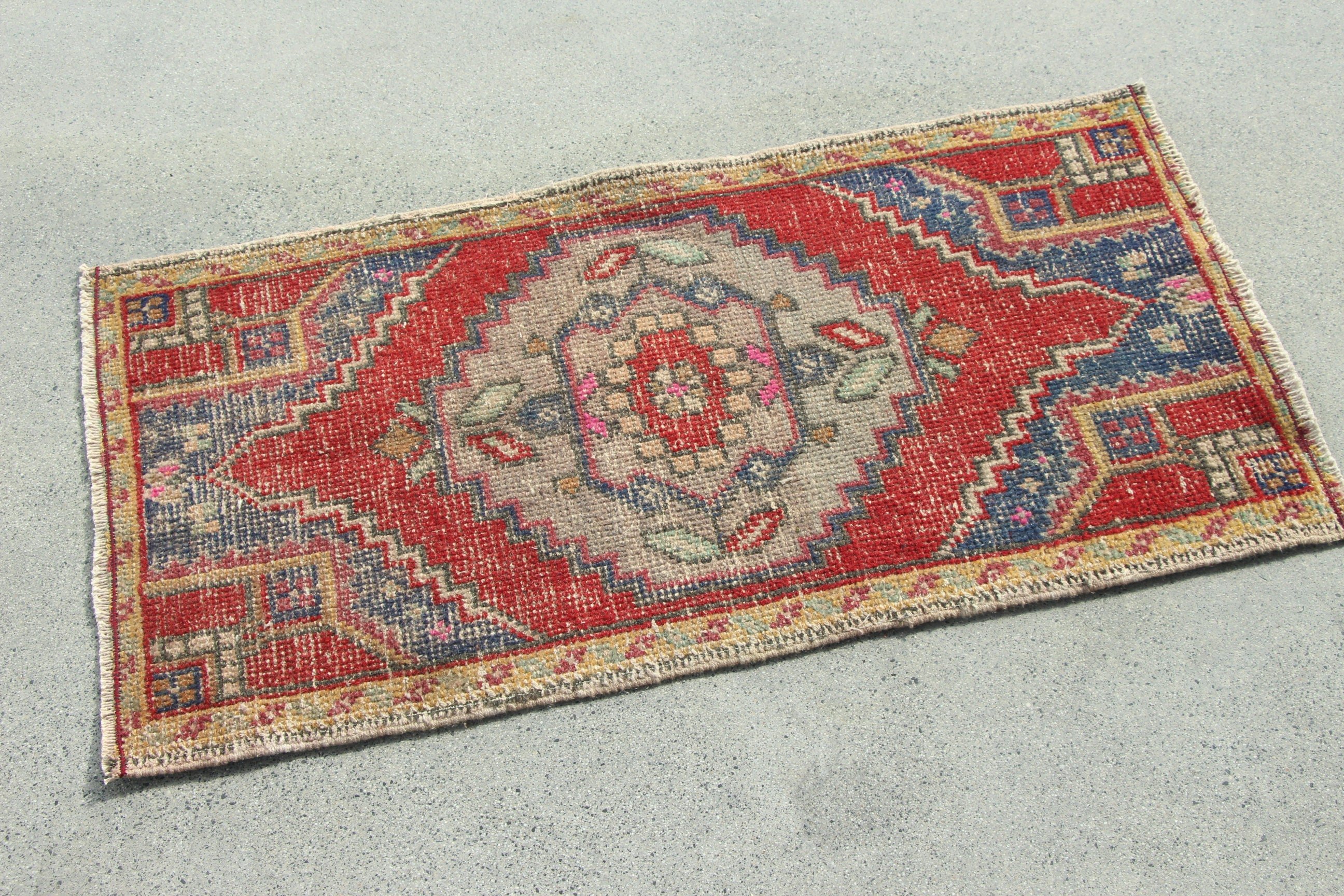 Modern Rugs, Turkish Rug, 1.7x3.1 ft Small Rug, Bedroom Rugs, Door Mat Rug, Red Moroccan Rug, Kitchen Rugs, Vintage Rugs, Rugs for Bath