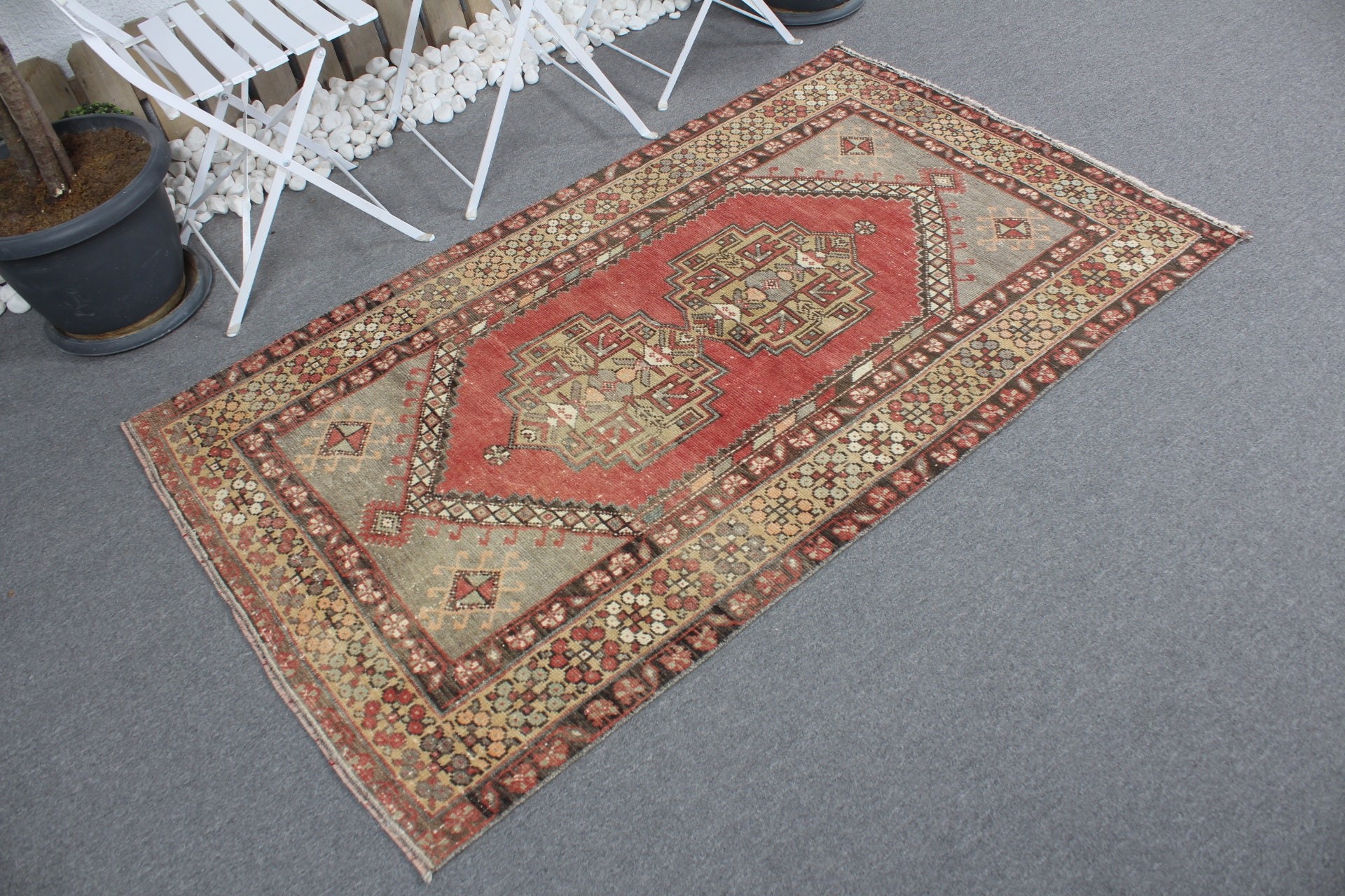 Vintage Halı, 3,3x5,8 ft Aksan Halısı, Türk Halıları, Çocuk Odası Halıları, Giriş Halısı, Kırmızı Soğuk Halı, Çocuk Odası Halıları, Oryantal Halı, Fas Halısı