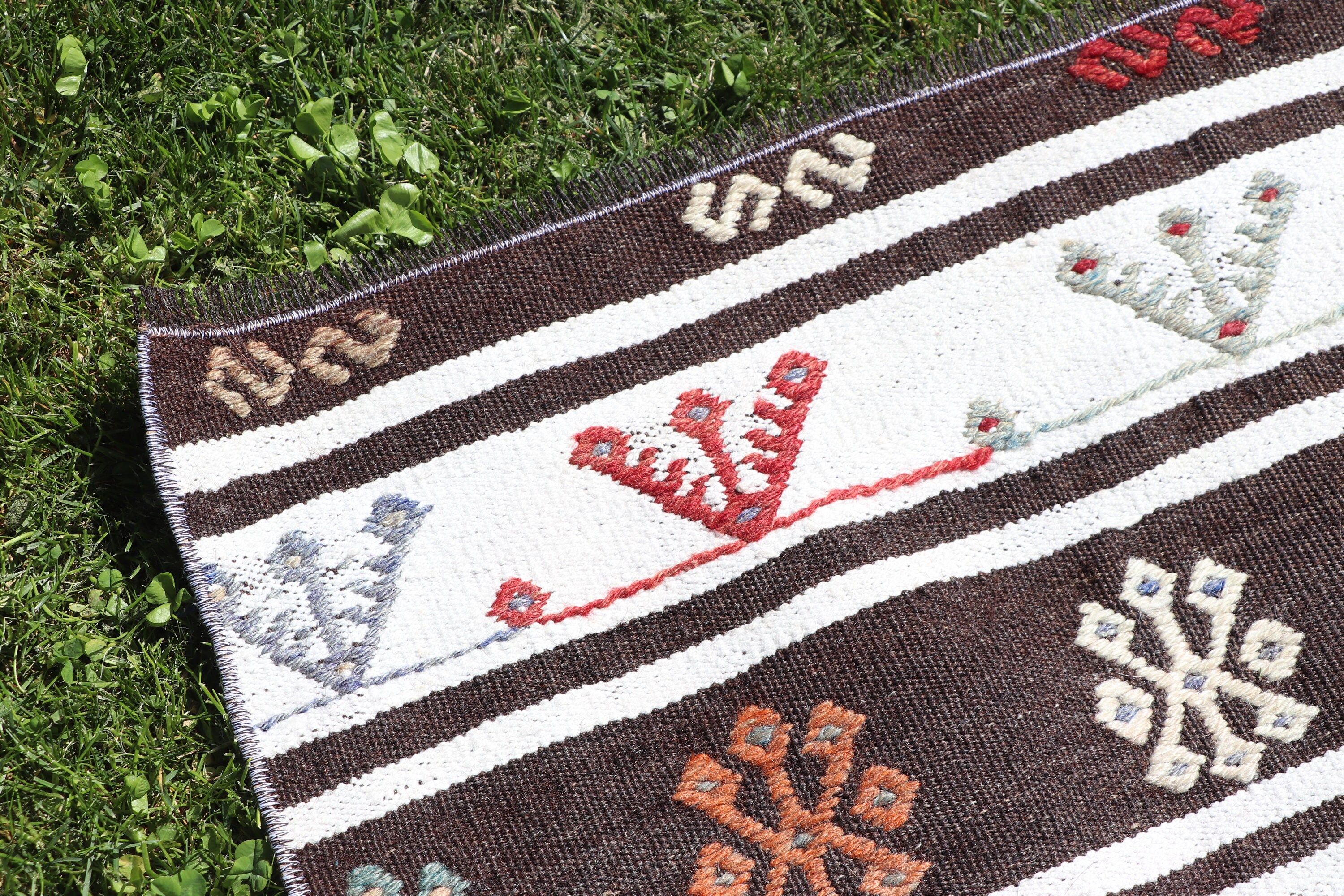 Vintage Halılar, 2.2x7.6 ft Yolluk Halısı, Kilim, Türk Halıları, Yün Halısı, Açıklama Halıları, Koridor Halısı, Beyaz Anadolu Halıları, Koridor Halısı