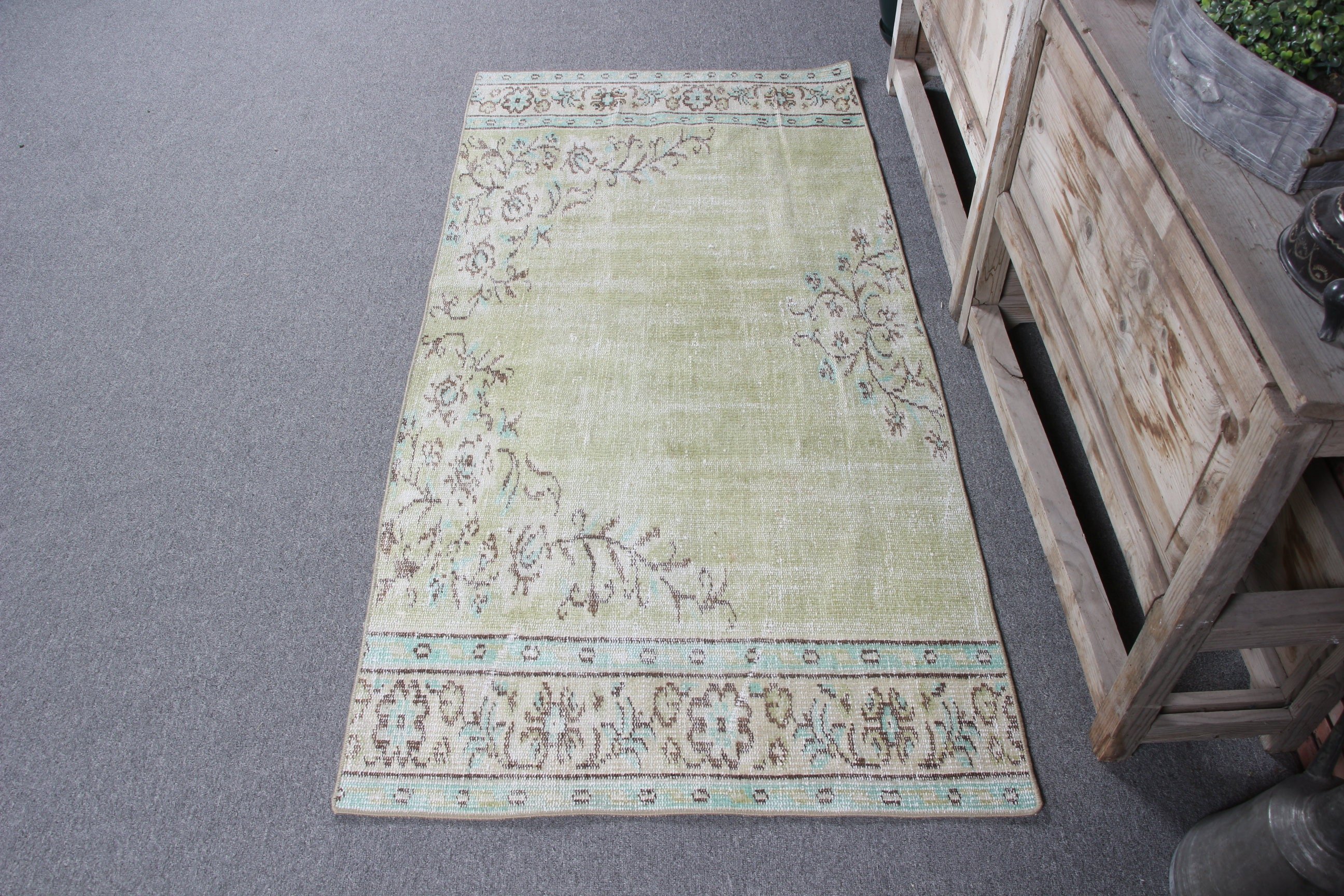 Decorative Rugs, Entry Rug, Geometric Rugs, Turkish Rugs, Antique Rug, Handmade Rugs, Green Wool Rugs, 2.7x5.6 ft Accent Rug, Vintage Rug