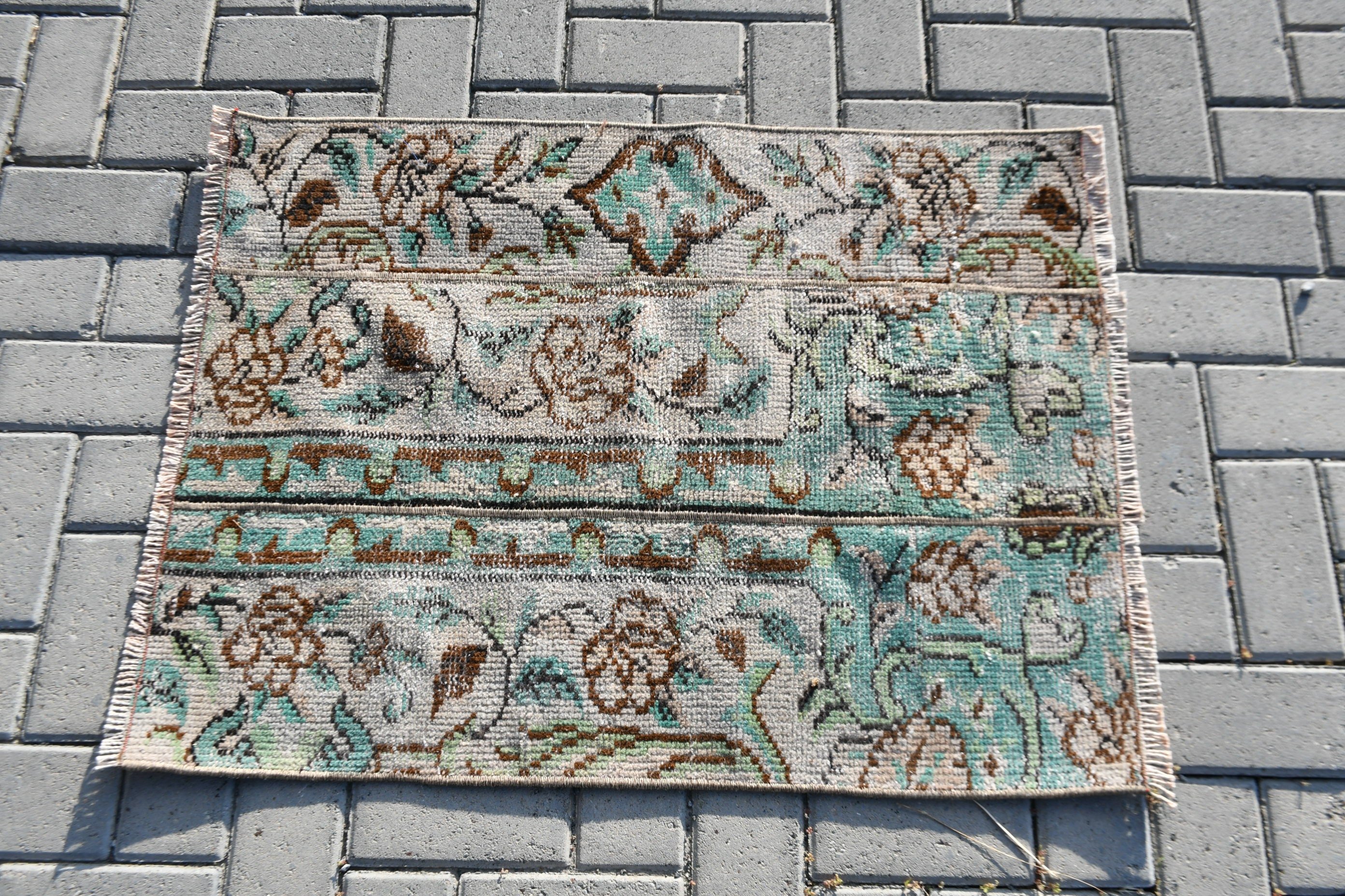 Entry Rug, 2.3x3 ft Small Rug, Home Decor Rug, Vintage Rug, Wall Hanging Rugs, Turkish Rug, Wool Rugs, Rugs for Bedroom, Green Cool Rug