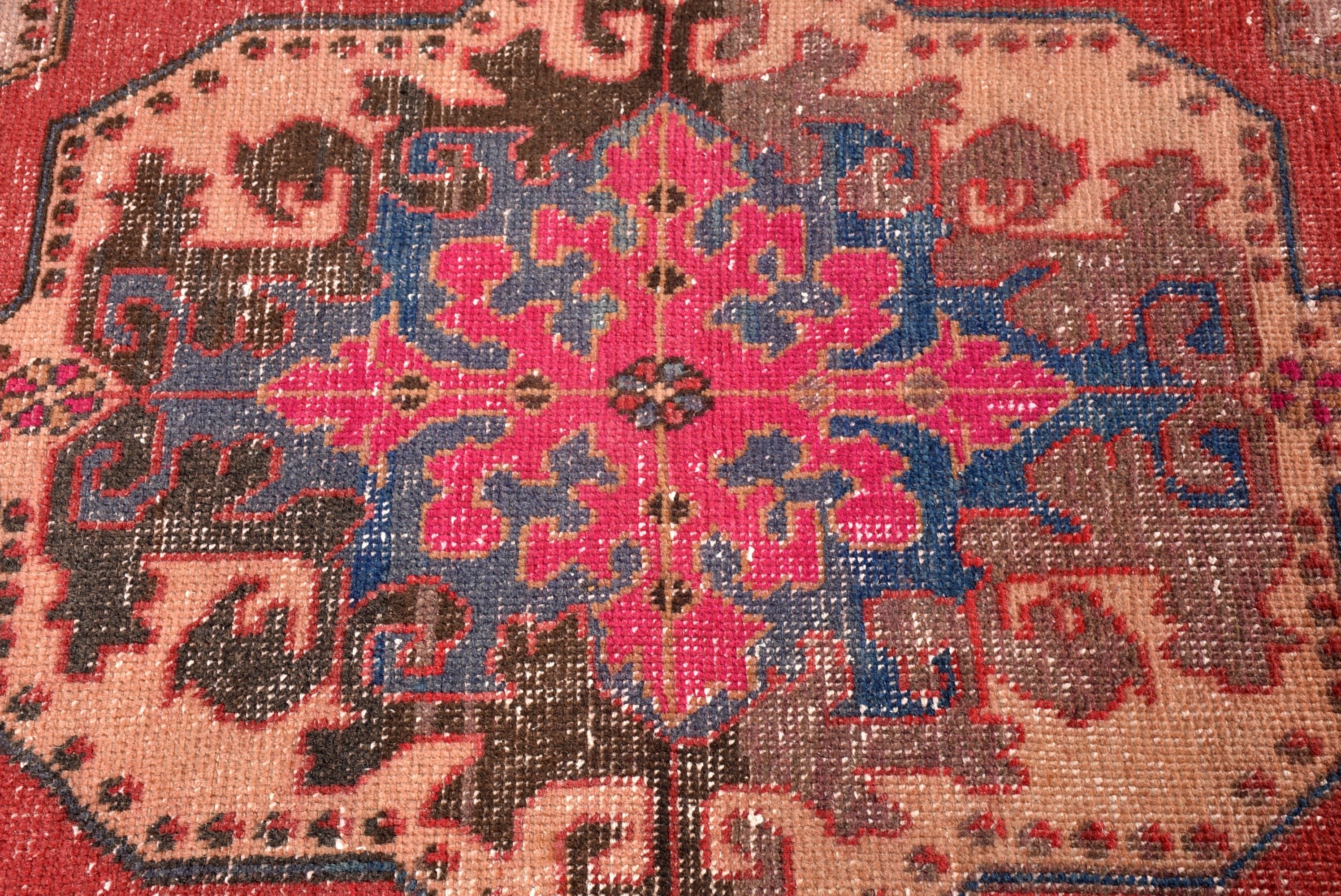 Vintage Halı, Türk Halıları, Kırmızı Antika Halı, Vintage Alan Halısı, Türkiye Halıları, Yemek Odası Halısı, 4.1x7.1 ft Alan Halısı, Antika Halı, Modern Halı