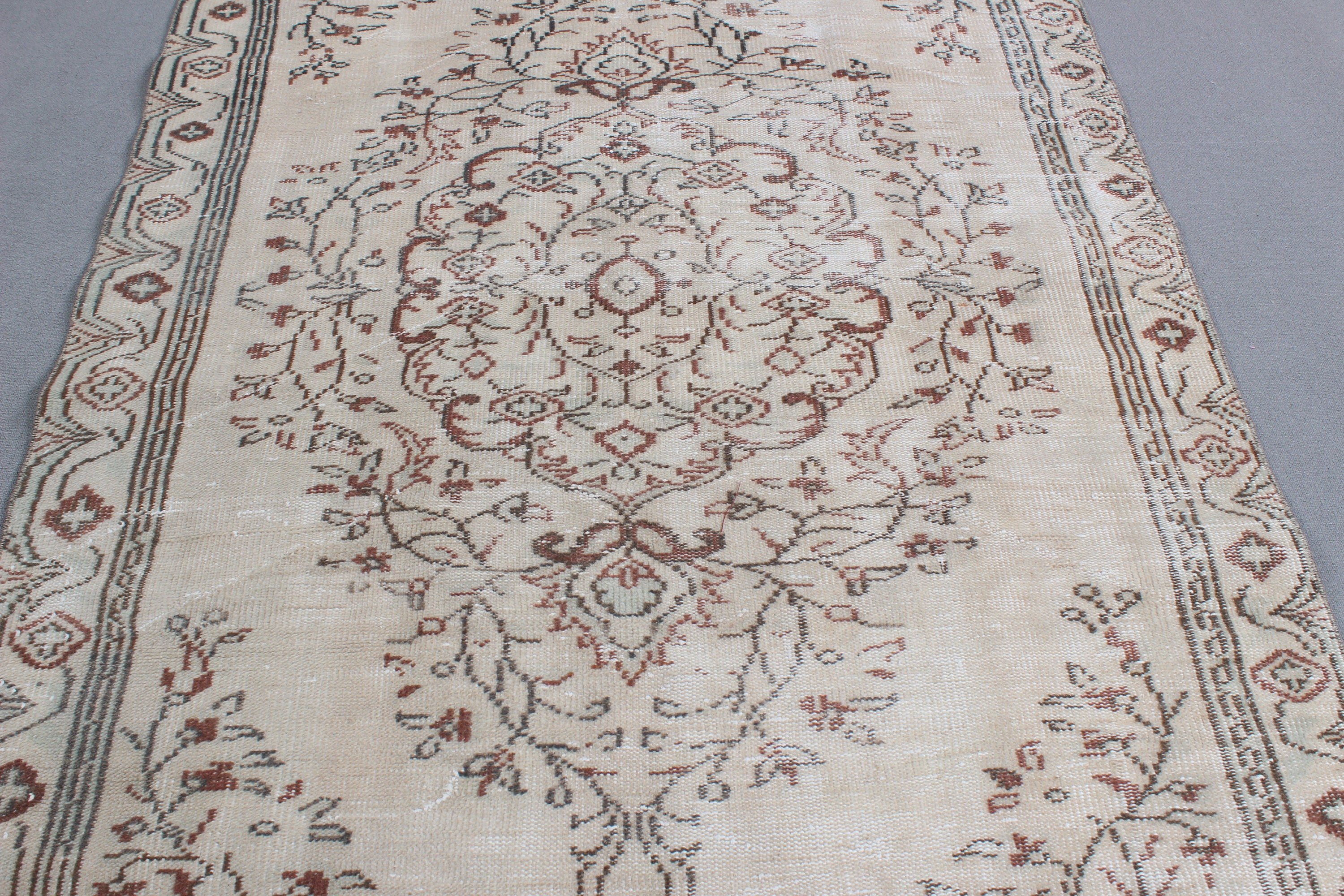 Nötr Halı, Büyük Vintage Halı, Oturma Odası Halısı, 4.9x8.2 ft Büyük Halı, Türk Halıları, Oryantal Halılar, Bej Ev Dekor Halıları, Vintage Halılar