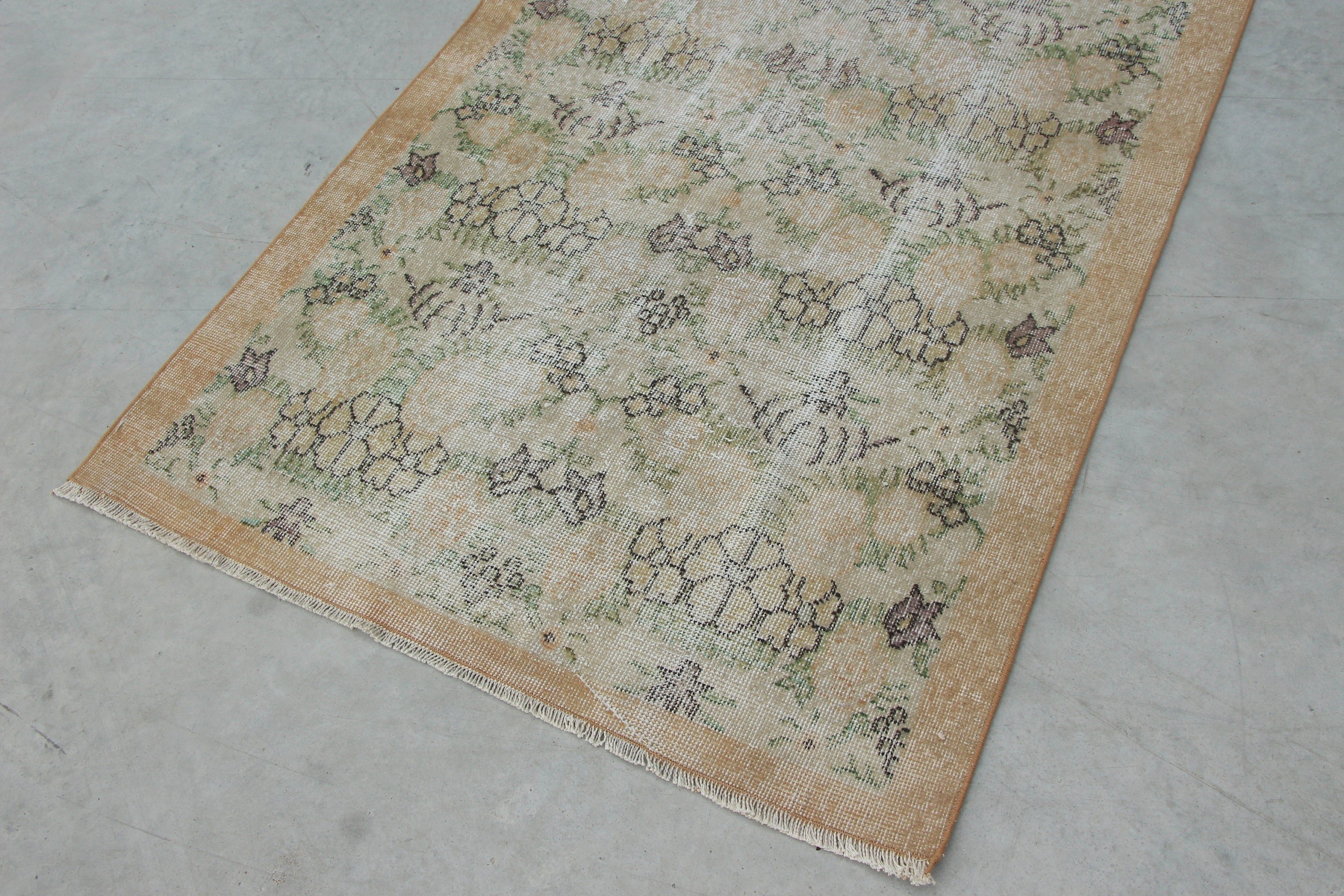 Bedroom Rug, Beige  3.6x6.1 ft Accent Rug, Kitchen Rugs, Turkish Rug, Rugs for Entry, Antique Rug, Oushak Rugs, Vintage Rugs