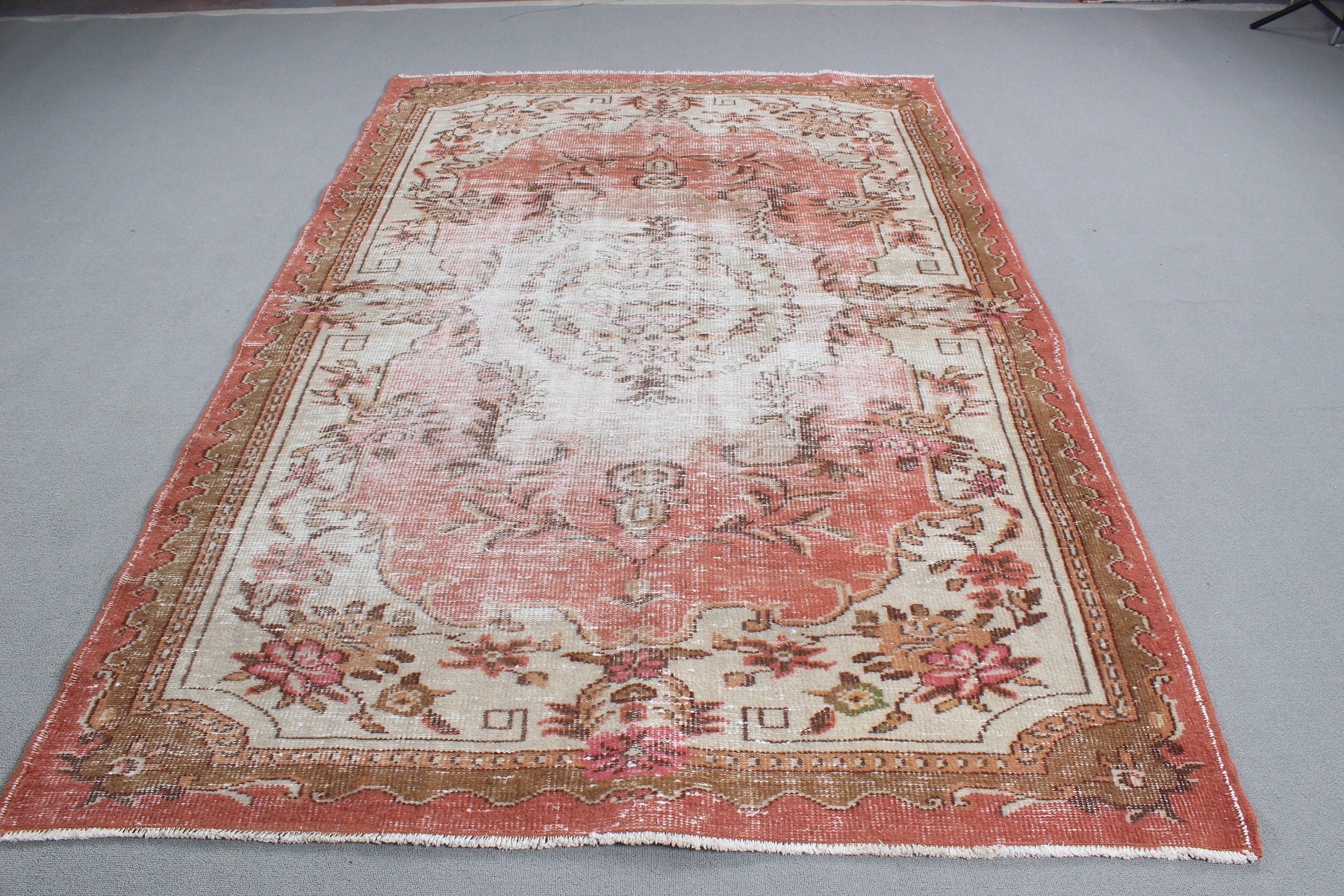 Turkish Rug, Bedroom Rugs, Dining Room Rug, Moroccan Rug, Rugs for Large Boho, Red Anatolian Rug, Vintage Rugs, 5.5x8.4 ft Large Rug