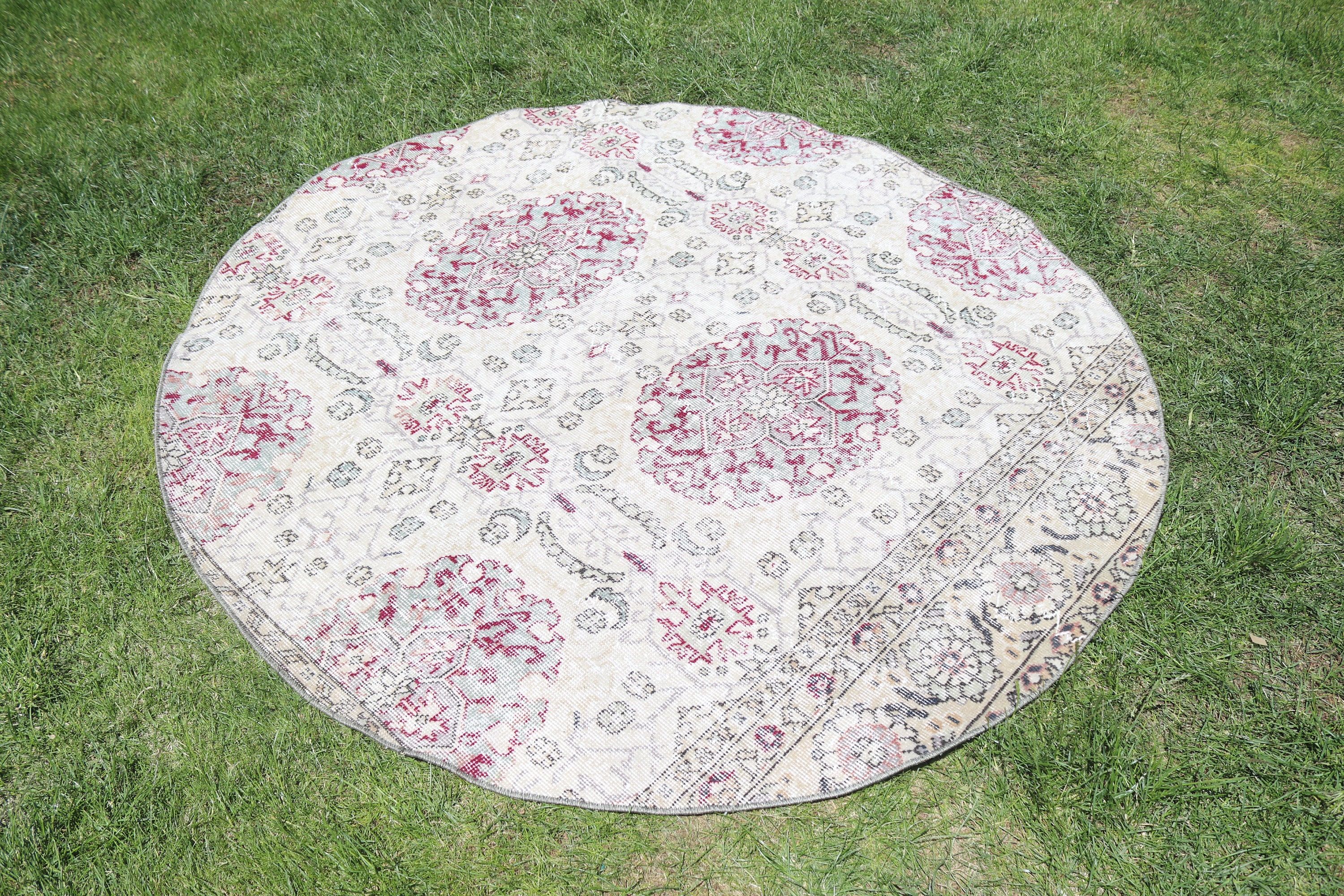 5.3x5.2 ft Alan Halıları, Boho Halıları, Anadolu Halısı, Türk Halıları, Vintage Halı, Yemek Odası Halısı, Bej Modern Halı, İç Mekan Halıları, İç Mekan Halısı