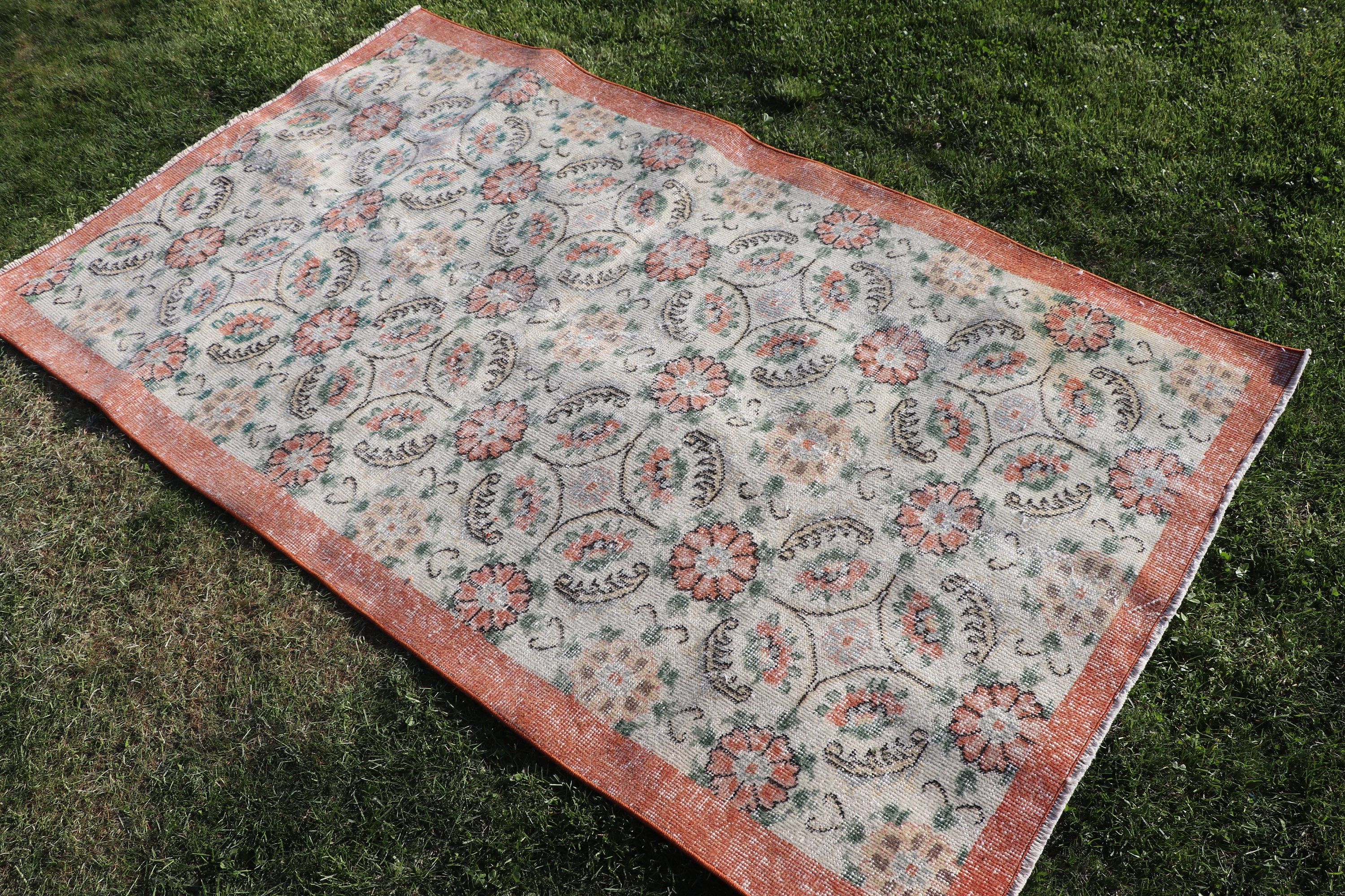 Mutfak Halıları, 3,6x6,3 ft Aksan Halısı, Vintage Halı, Giriş Halısı, Oryantal Halı, Dış Mekan Halıları, Bej Anadolu Halıları, Türk Halısı, Yatak Odası Halısı