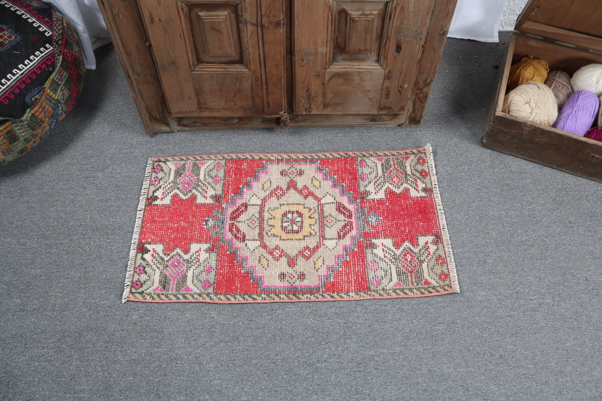 Yatak Odası Halısı, Ev Dekorasyonu Halıları, Vintage Halı, Türk Halısı, Boho Halısı, Banyo Halıları, Kırmızı 1.5x2.8 ft Küçük Halılar