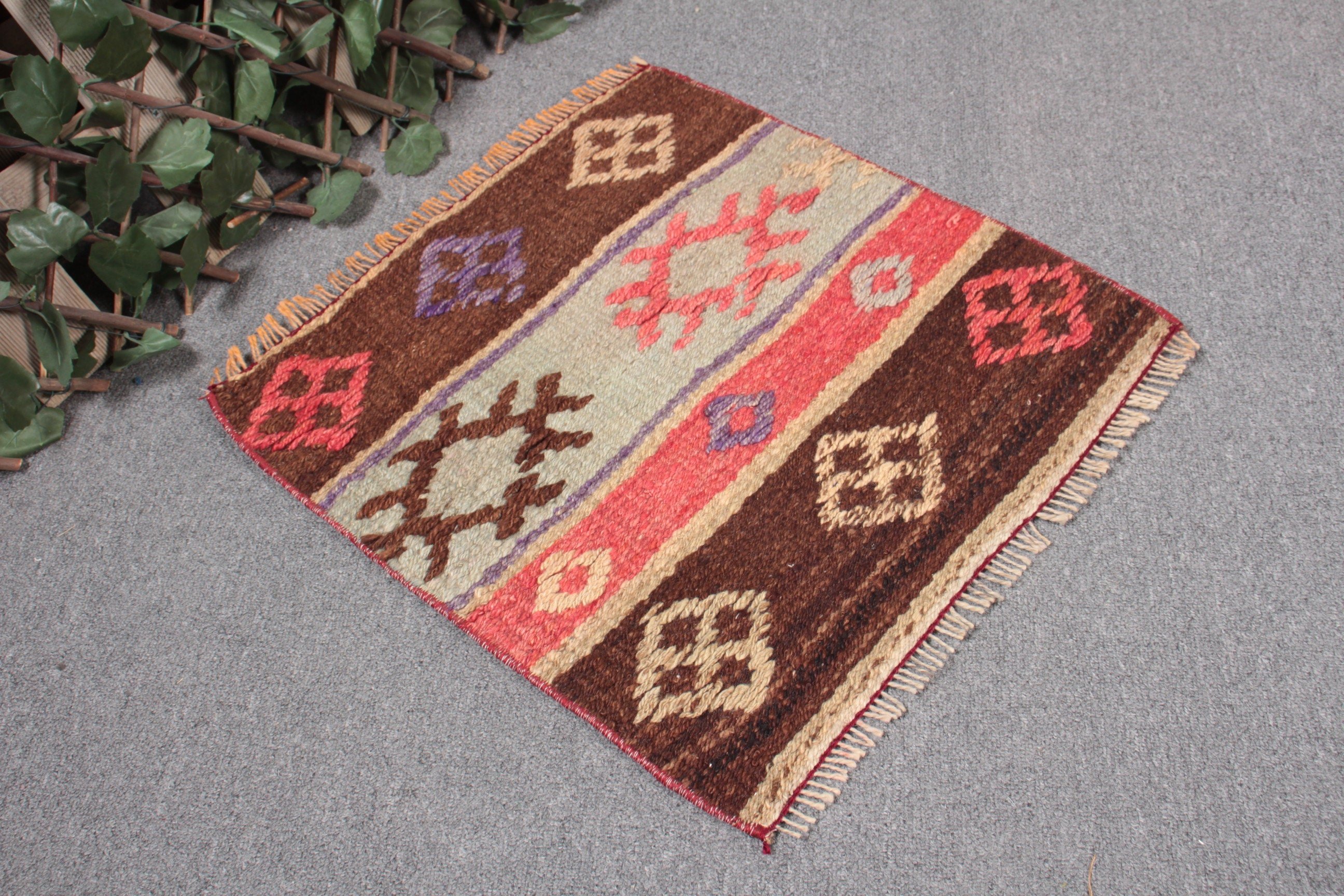 1.7x1.8 ft Küçük Halılar, Türk Halısı, Küçük Boho Halısı, Yer Halısı, Kilim, Kahverengi Nötr Halı, Bildiri Halısı, Banyo Halısı, Vintage Halılar