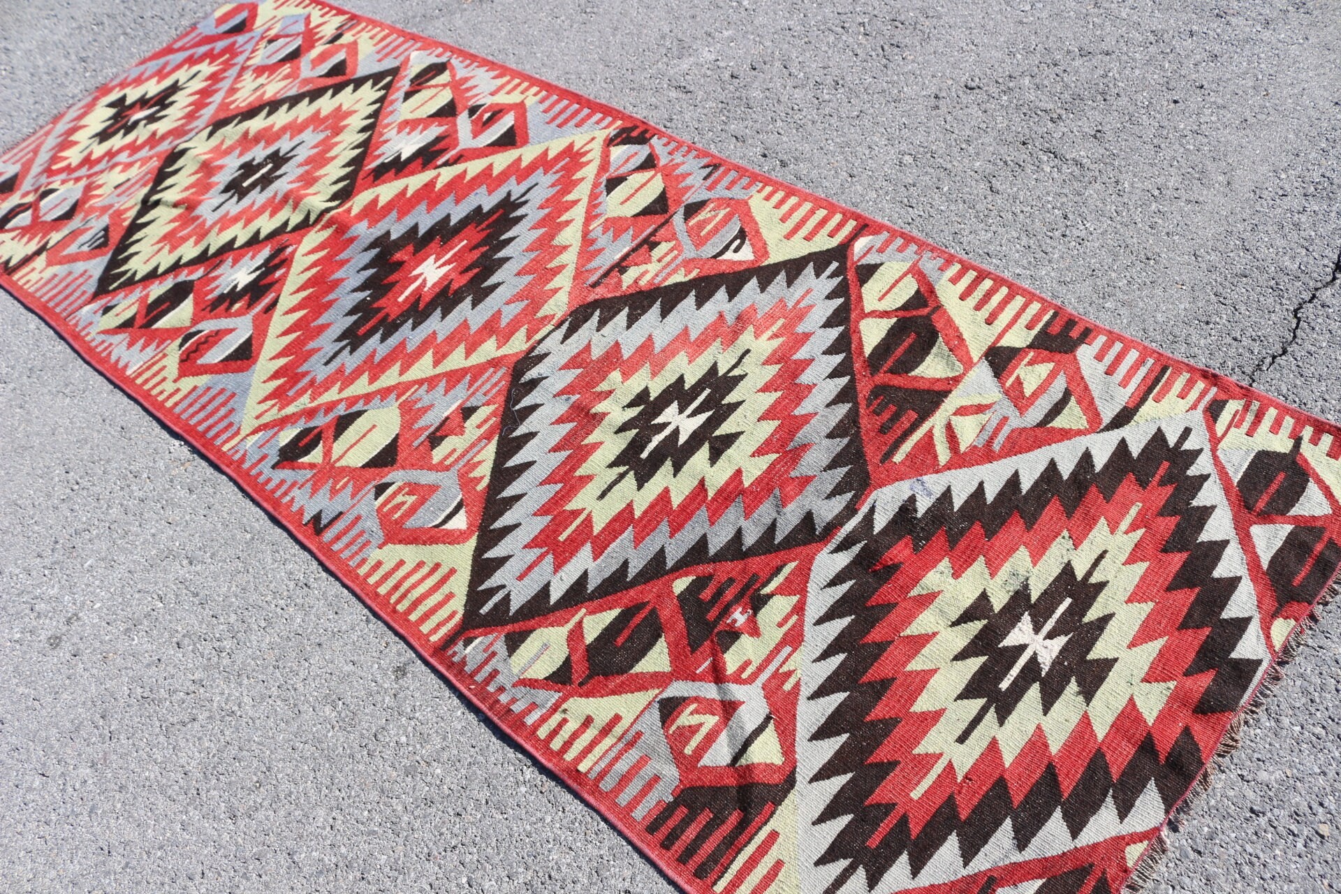 Mutfak Halısı, Türk Halısı, Sanat Halısı, Vintage Halı, 3,2x8,7 ft Runner Halıları, Koridor Halıları, Kırmızı Oryantal Halılar, Oushak Halıları, Kilim