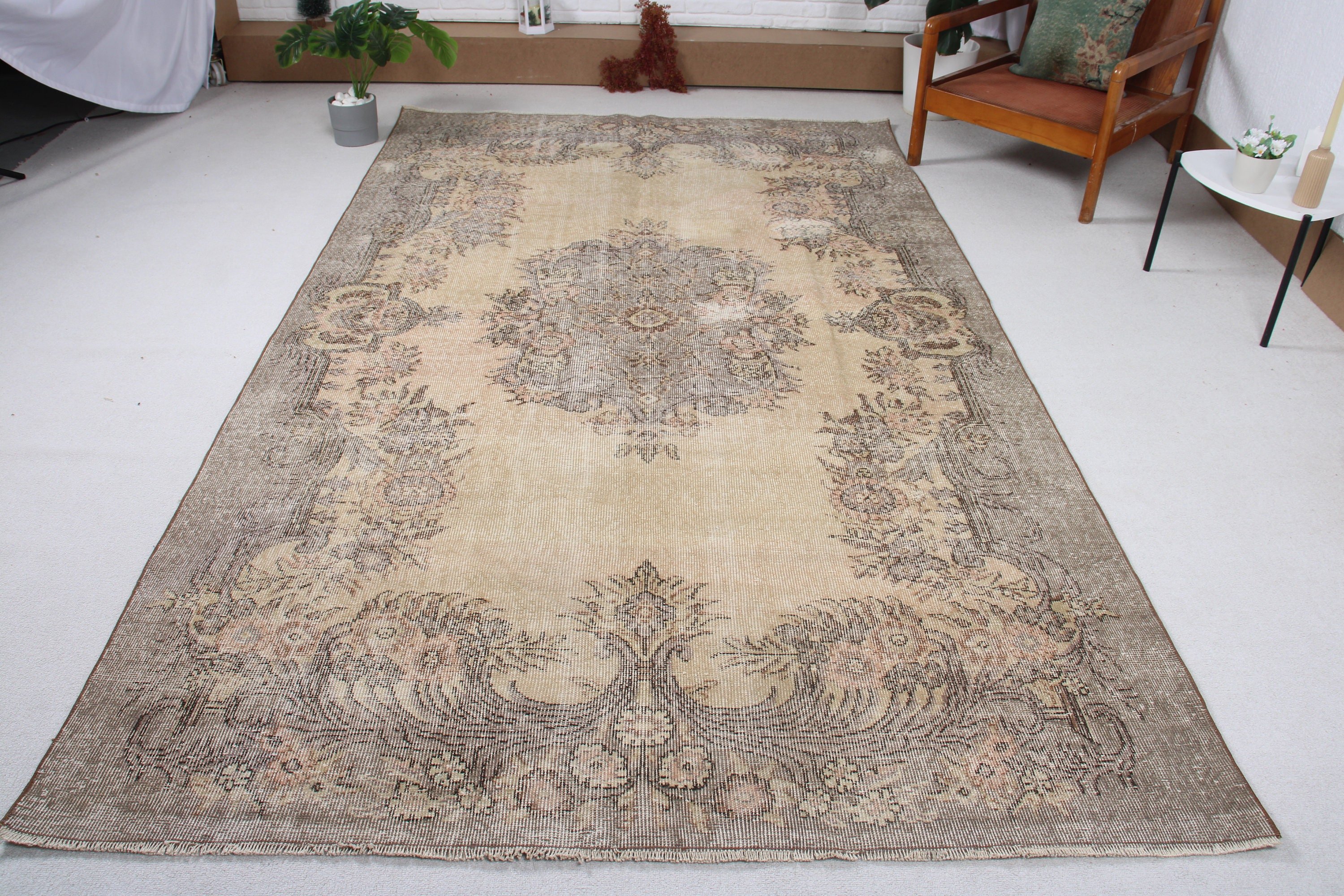 Büyük Vintage Halılar, Oturma Odası Halıları, Turuncu El Dokuma Halılar, Ev Dekorasyonu Halıları, 6x10 ft Büyük Halılar, El Dokuma Halılar, Türk Halısı, Vintage Halı