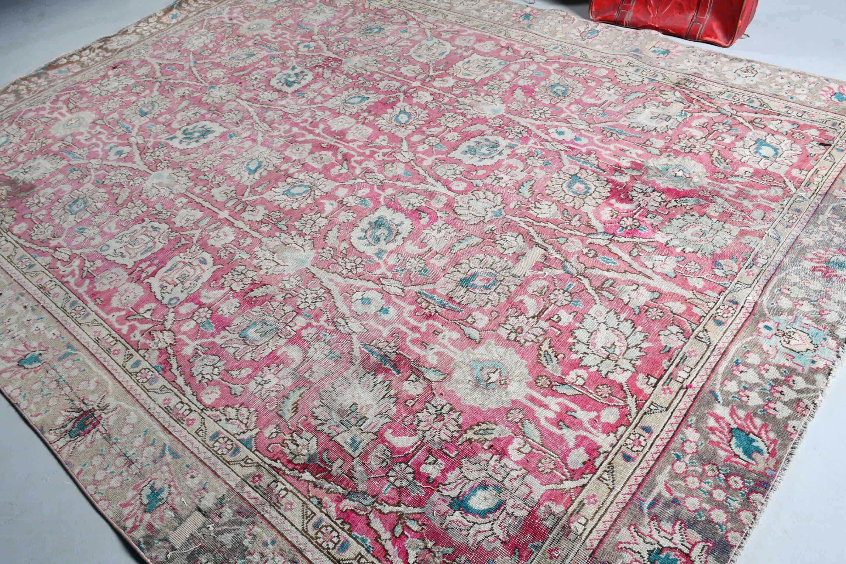 Cool Rug, Vintage Decor Rugs, Vintage Rug, Turkish Rugs, Pink Cool Rug, Floor Rugs, 8.8x11.5 ft Oversize Rugs, Dining Room Rug, Salon Rug