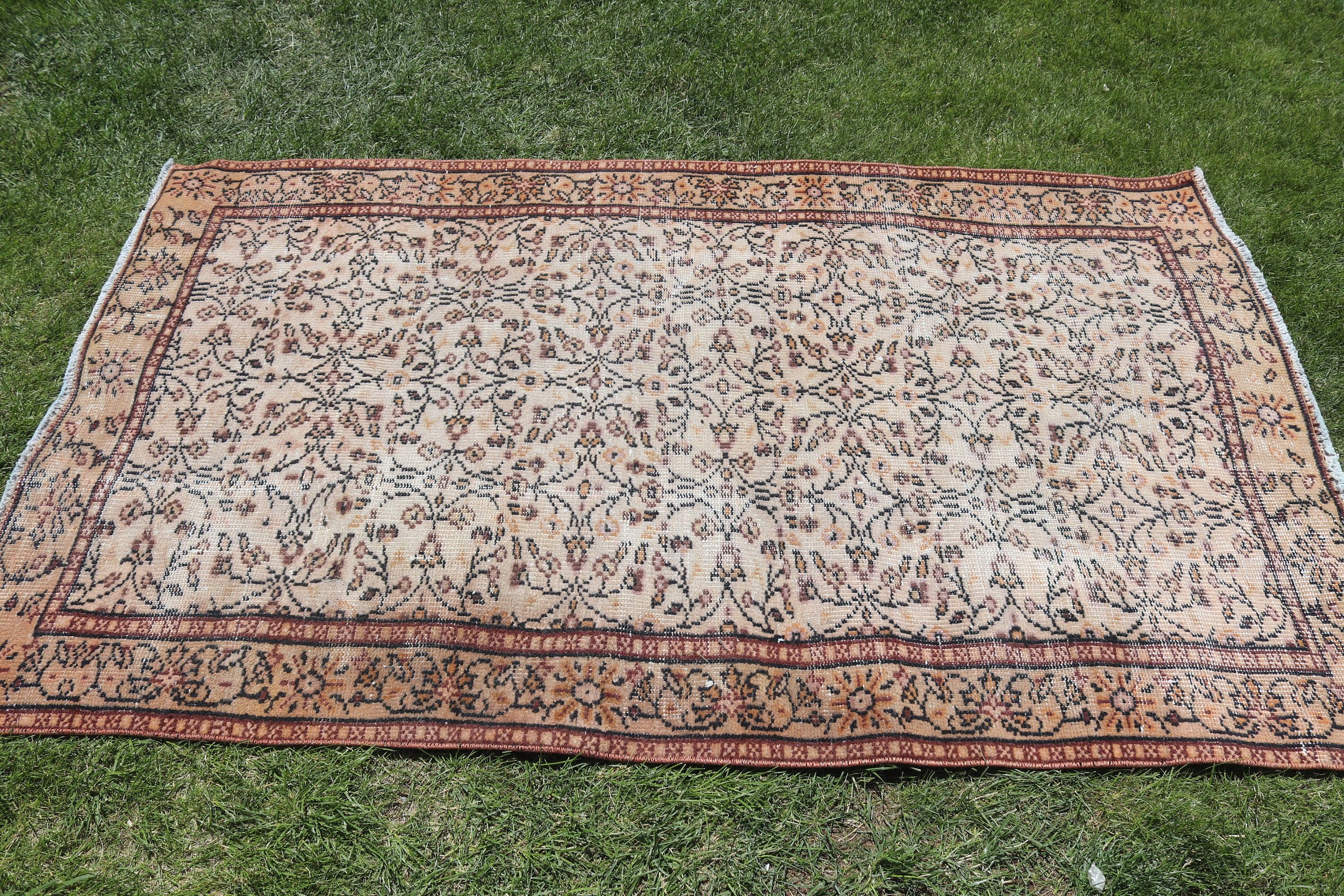 Vintage Halılar, 3,8x6,2 ft Vurgulu Halı, Çocuk Halıları, Boho Vurgulu Halılar, Oryantal Halı, Türk Halıları, Düz Dokuma Halılar, Bej El Dokuma Halı