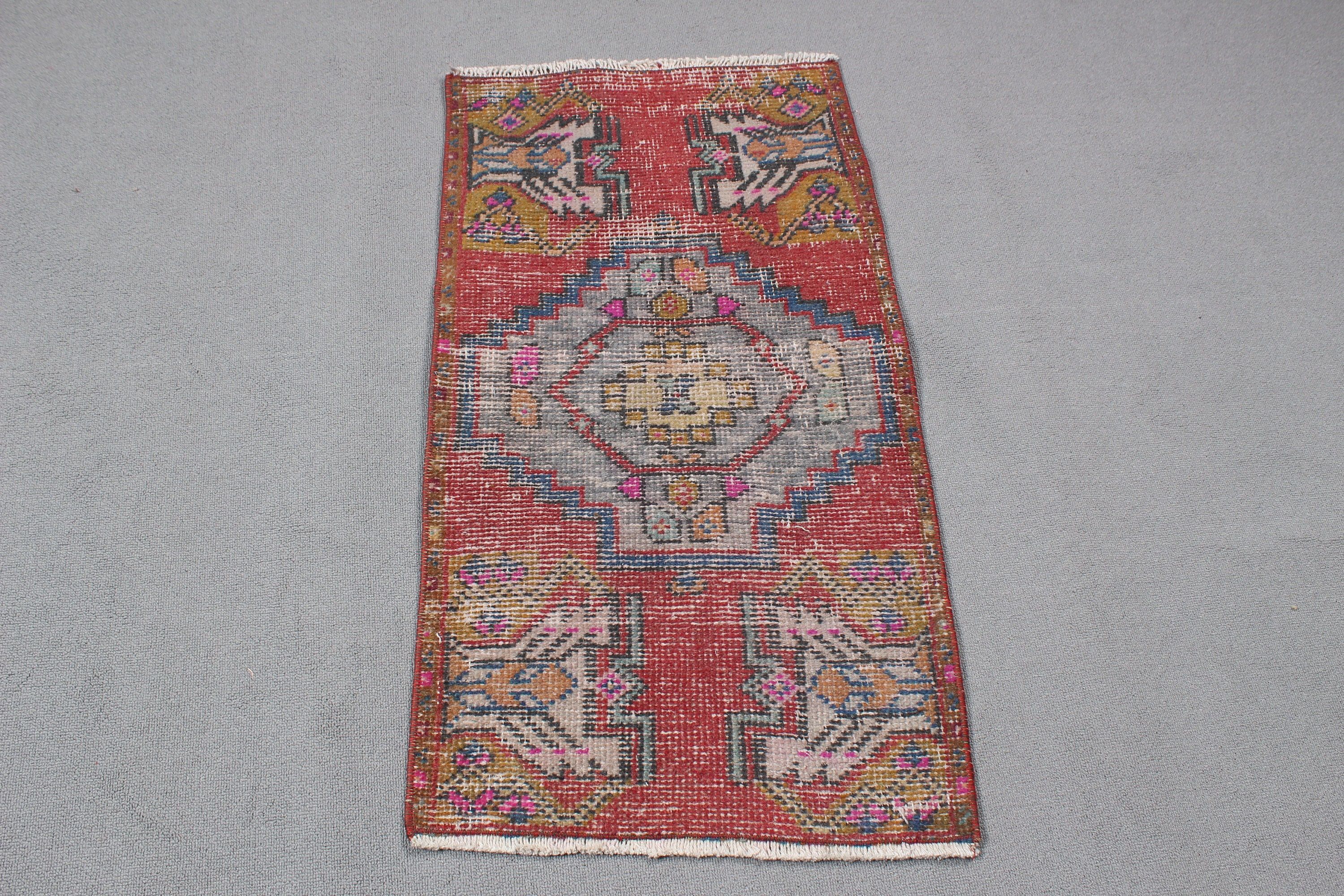 Kırmızı Nötr Halılar, 1.5x2.9 ft Küçük Halı, Mutfak Halıları, Giriş Halıları, Banyo Halısı, Vintage Halılar, Yün Halılar, Türk Halısı, Yatak Odası Halısı