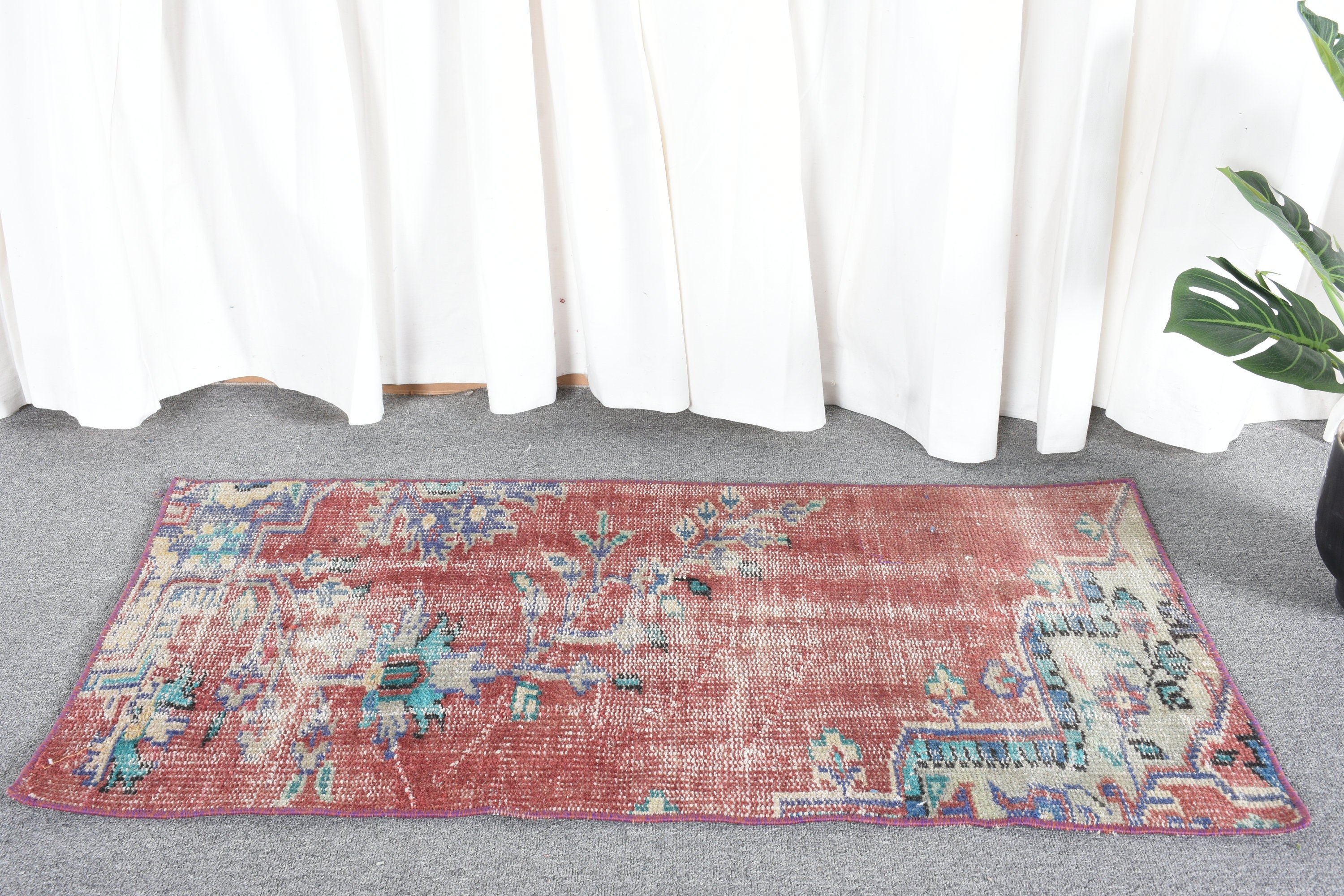 Turkish Rug, Antique Rugs, Kitchen Rug, Rugs for Bedroom, Vintage Rug, Door Mat Rug, 1.7x3.3 ft Small Rug, Home Decor Rug, Red Oushak Rug