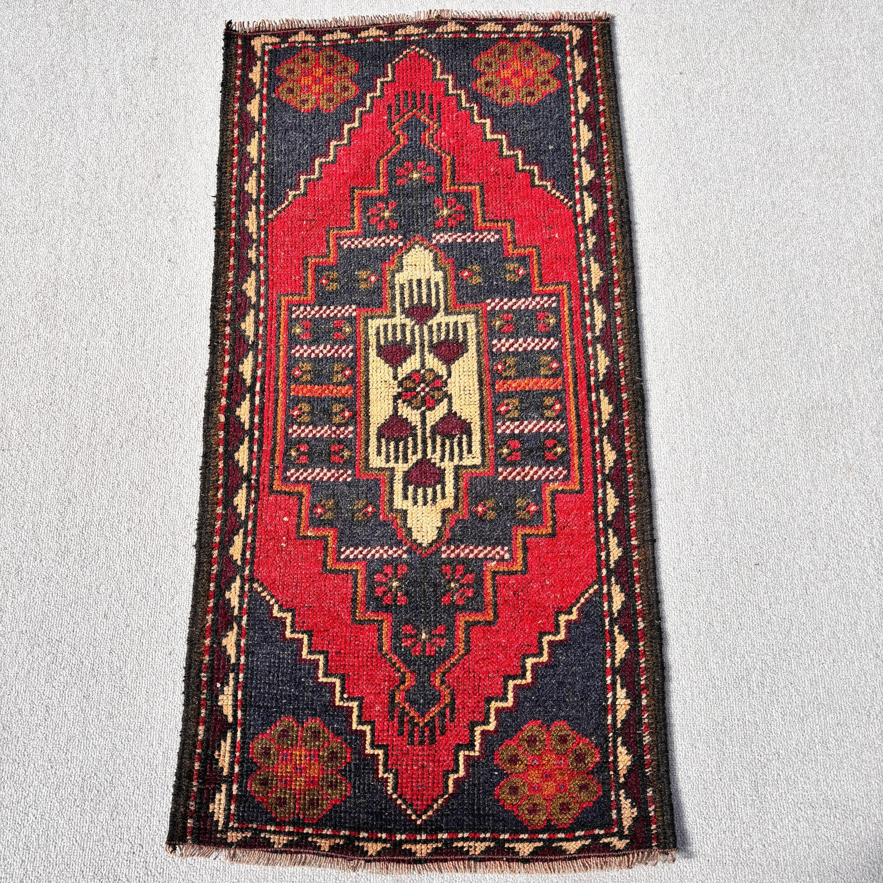 Yatak Odası Halıları, Vintage Halı, Mutfak Halıları, 1,7x3,5 ft Küçük Halılar, Lüks Halı, Kırmızı Modern Halılar, Türk Halısı, Açıklama Halıları, Mutfak Halısı