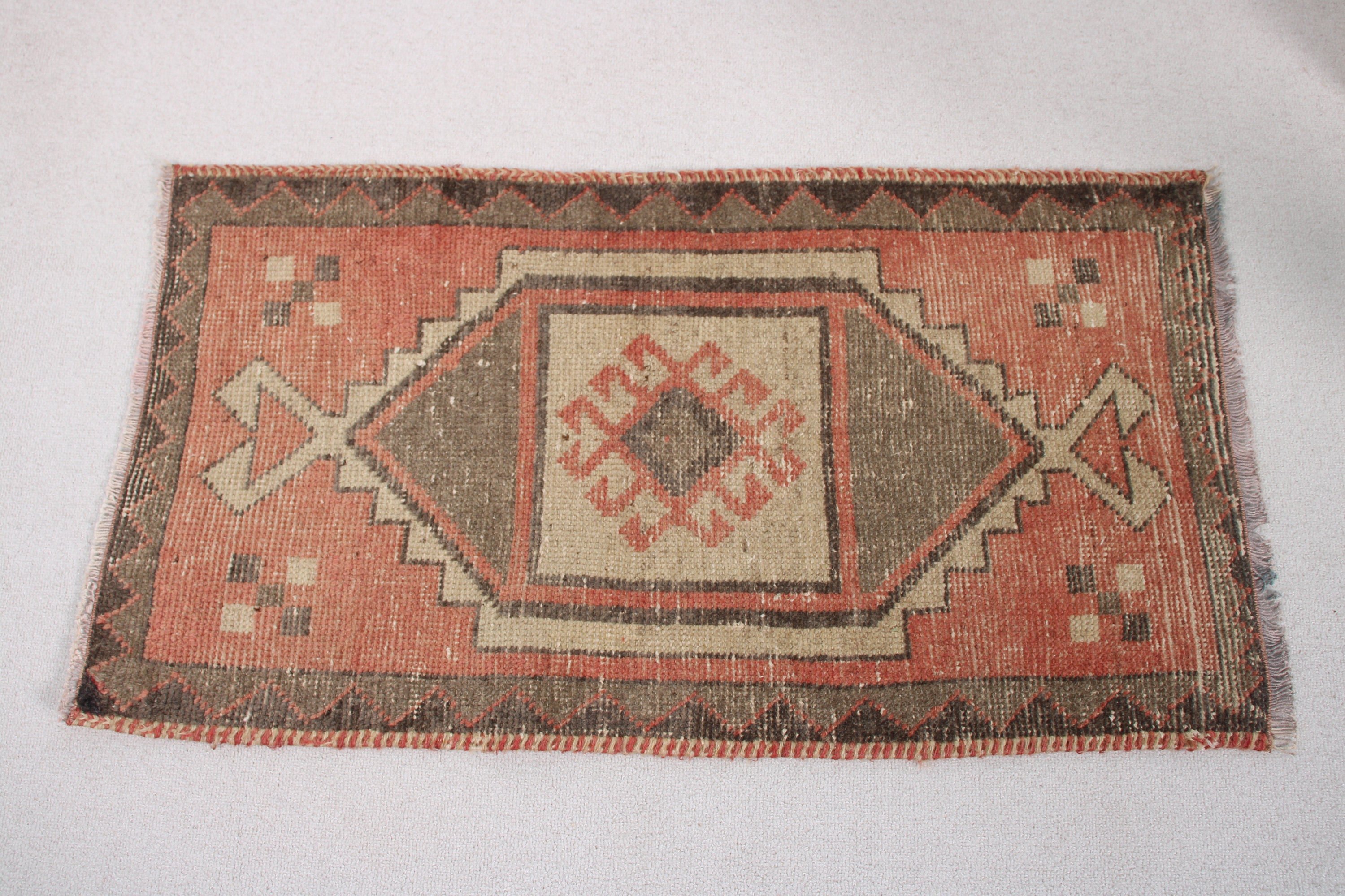 Nötr Halı, Vintage Halılar, Turuncu Oushak Halıları, Türk Halıları, Küçük Boho Halısı, 1,8x3,3 ft Küçük Halılar, Lüks Halı, Bohem Halıları, Mutfak Halısı