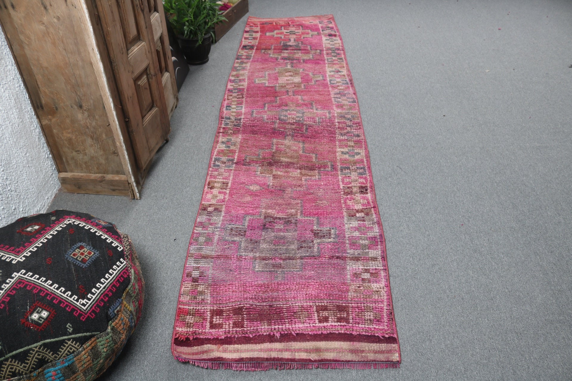 Beni Ourain Runner Rugs, Statement Rugs, Pink Geometric Rug, Turkish Rug, Corridor Rugs, Vintage Rug, 2.4x9.9 ft Runner Rugs, Cool Rug