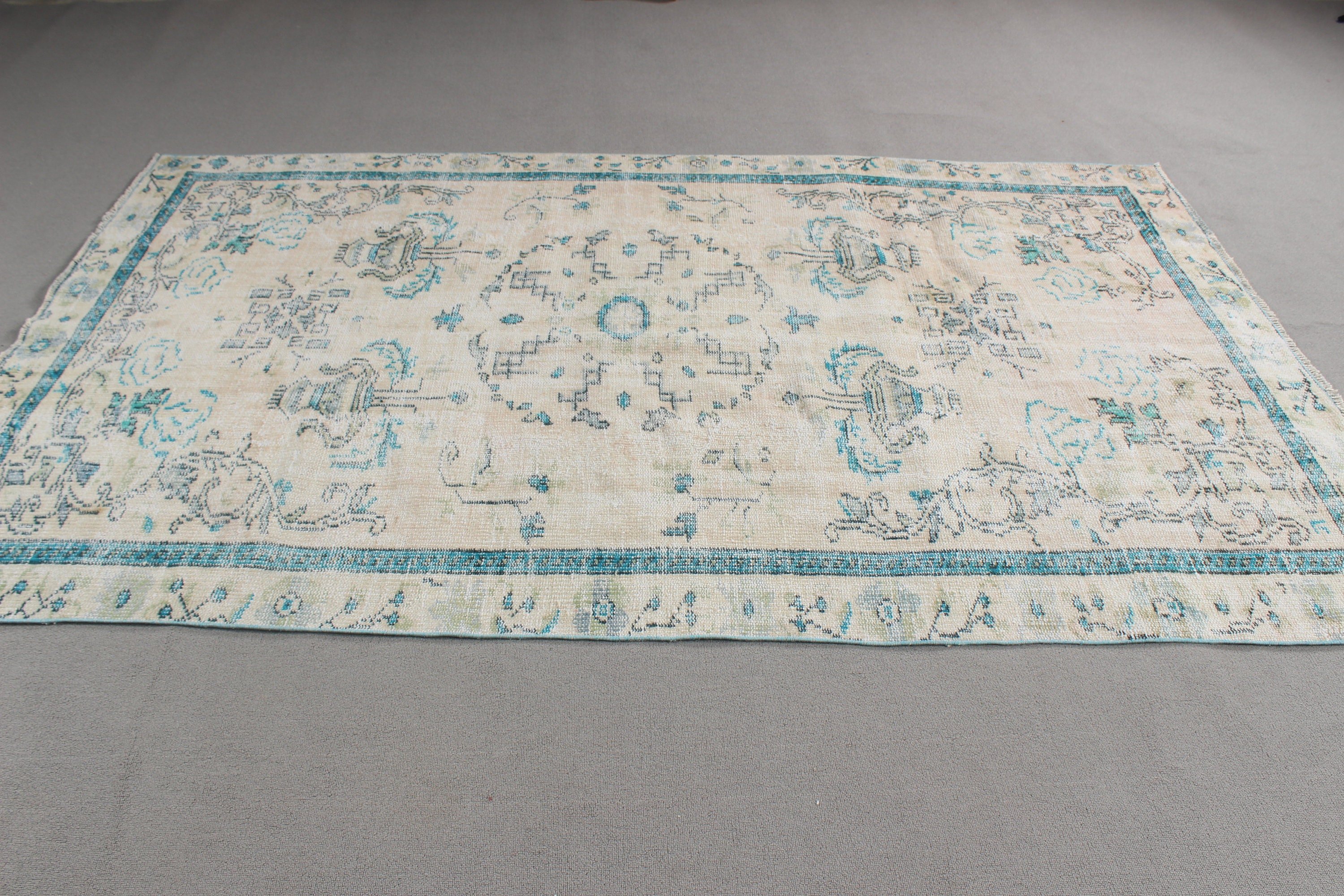 Statement Rug, Large Boho Rugs, Anatolian Rugs, Vintage Rugs, Beige Handwoven Rug, Turkish Rug, Salon Rug, 5x8.2 ft Large Rug, Luxury Rug