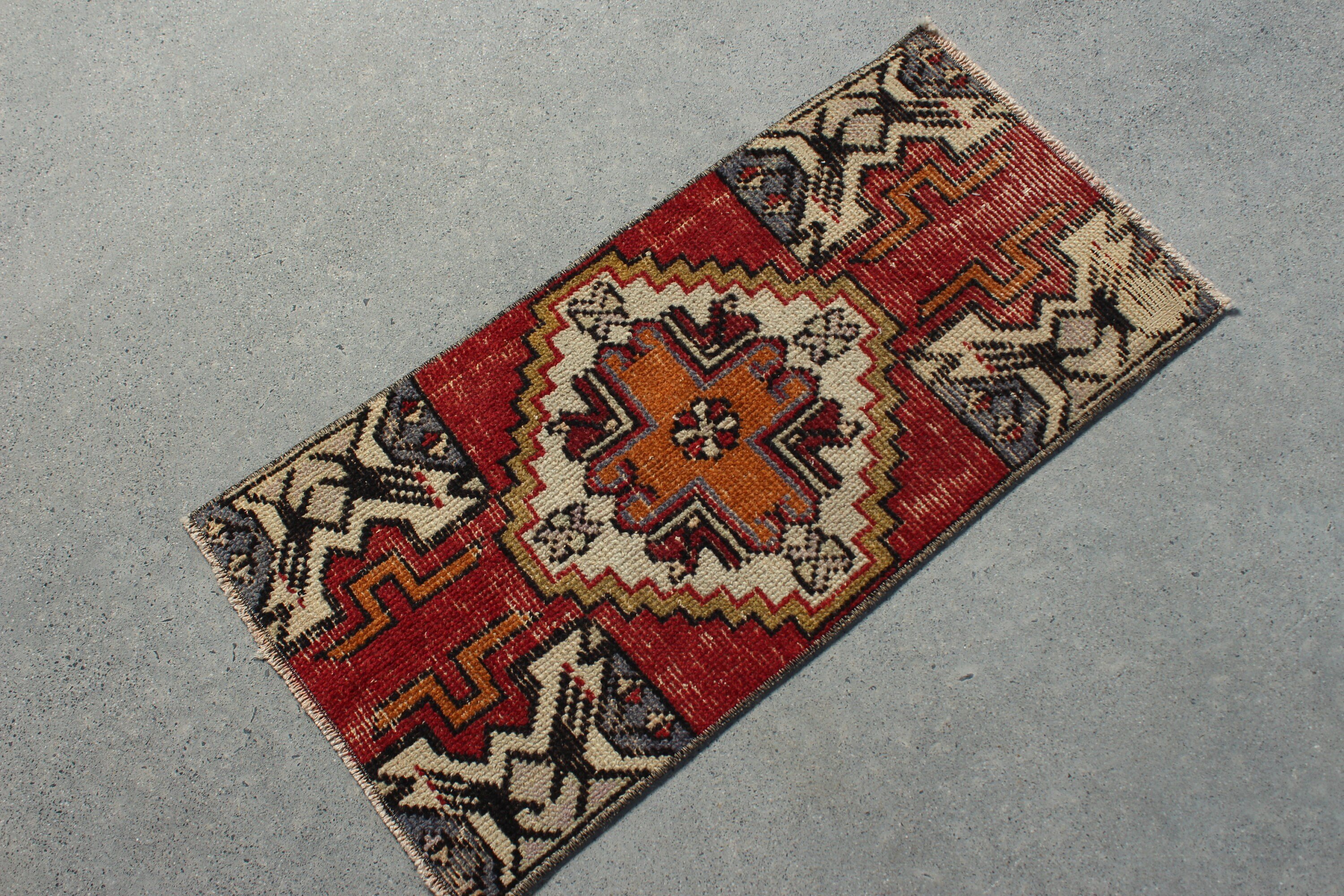 Turkish Rug, Boho Rug, Bath Rug, Pastel Rug, Bedroom Rug, Vintage Rug, Rugs for Entry, Oriental Rug, Red Antique Rug, 1.3x2.6 ft Small Rugs