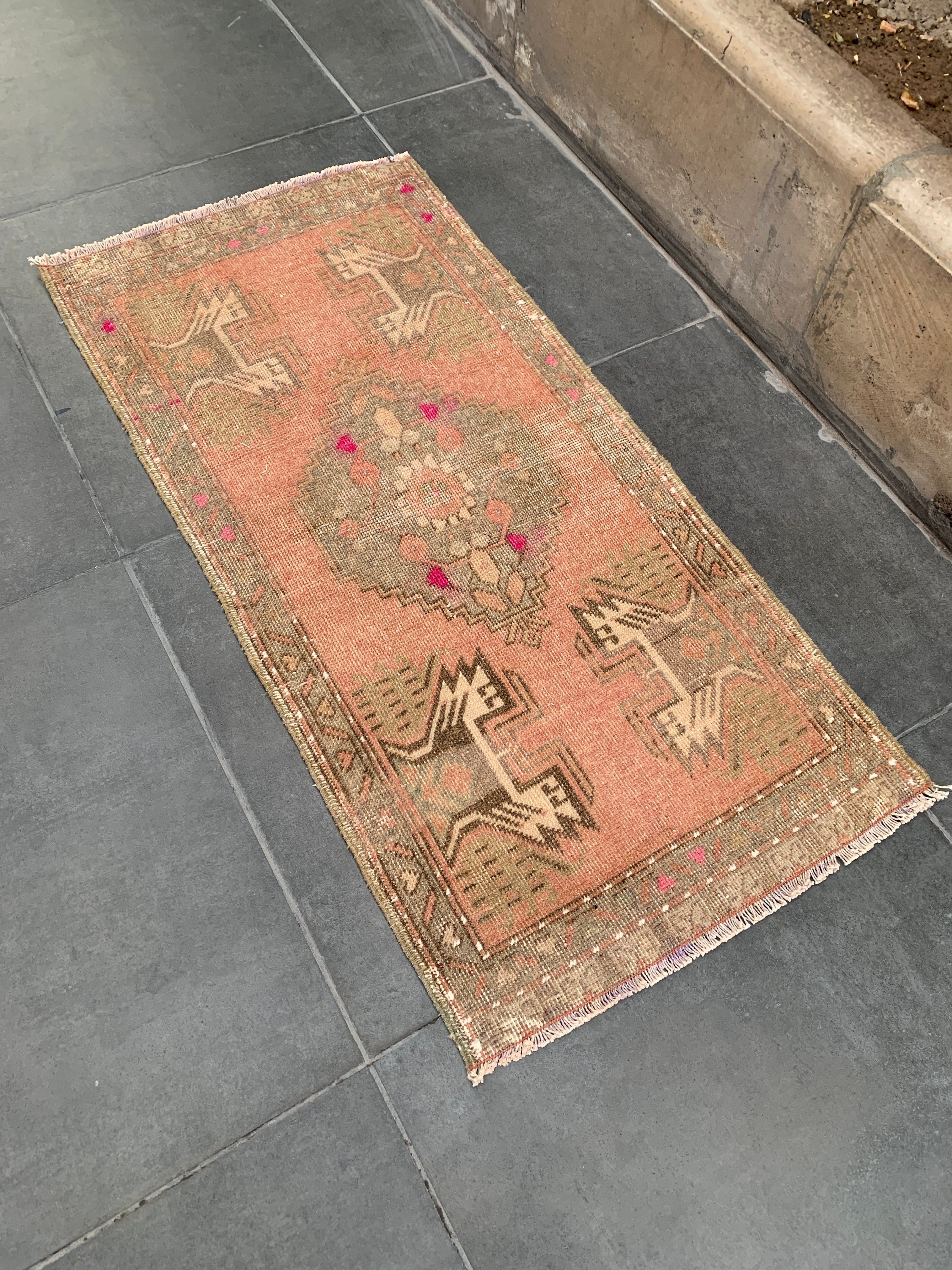 Yatak Odası Halıları, Turuncu Yer Halıları, Türk Halısı, Vintage Halı, 1.8x3.8 ft Küçük Halı, Duvara Asılı Halılar, Araba Paspas Halıları, Sessiz Halı, Yer Halıları