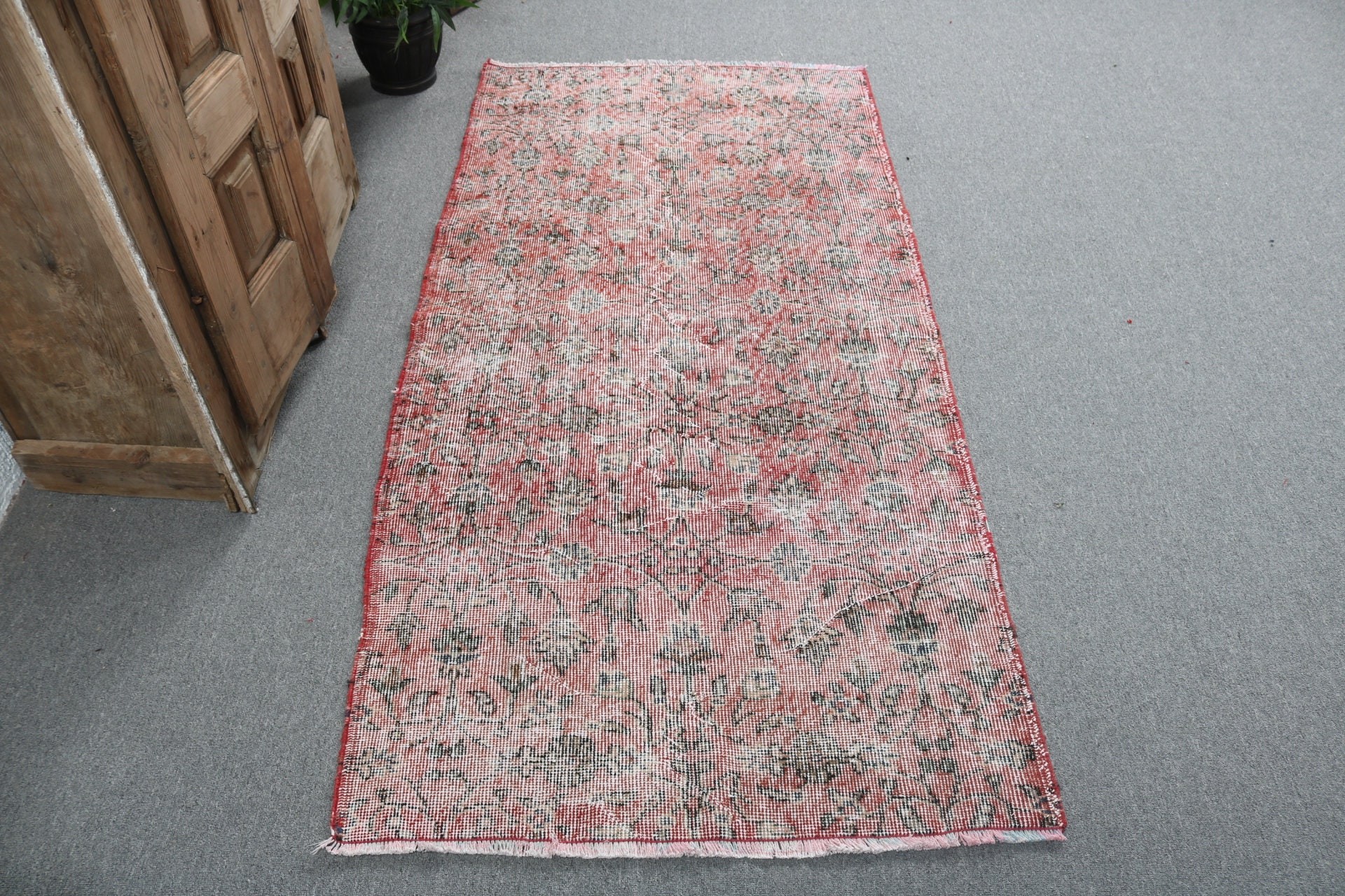 3x6.2 ft Accent Rugs, Vintage Rugs, Oushak Rug, Turkish Rug, Statement Rug, Red Anatolian Rug, Vintage Accent Rugs, Kitchen Rugs, Floor Rug