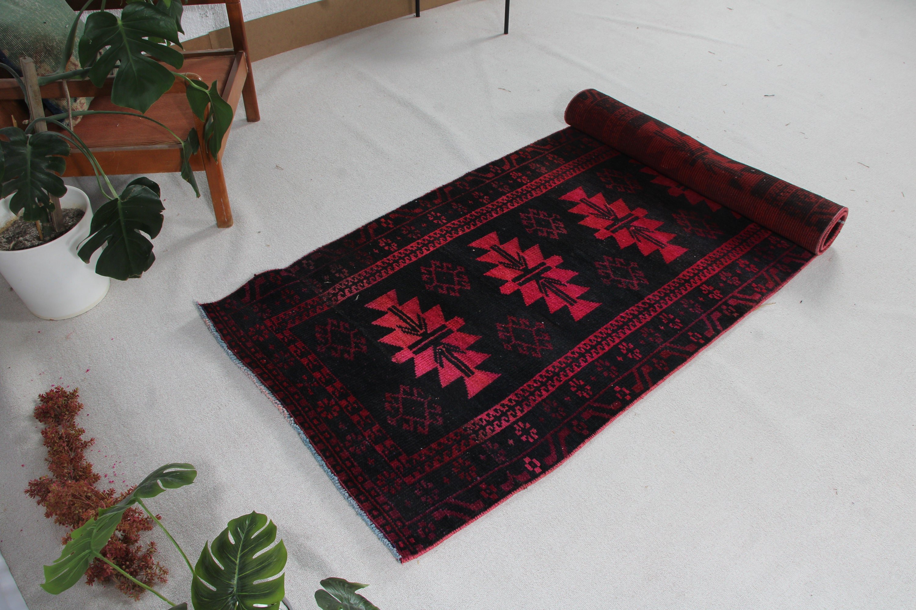 Koridor Halısı, 3.2x8.3 ft Yolluk Halıları, Vintage Yolluk Halısı, Açıklama Halıları, El Dokuma Halıları, Türk Halısı, Kırmızı Anadolu Halısı, Vintage Halılar