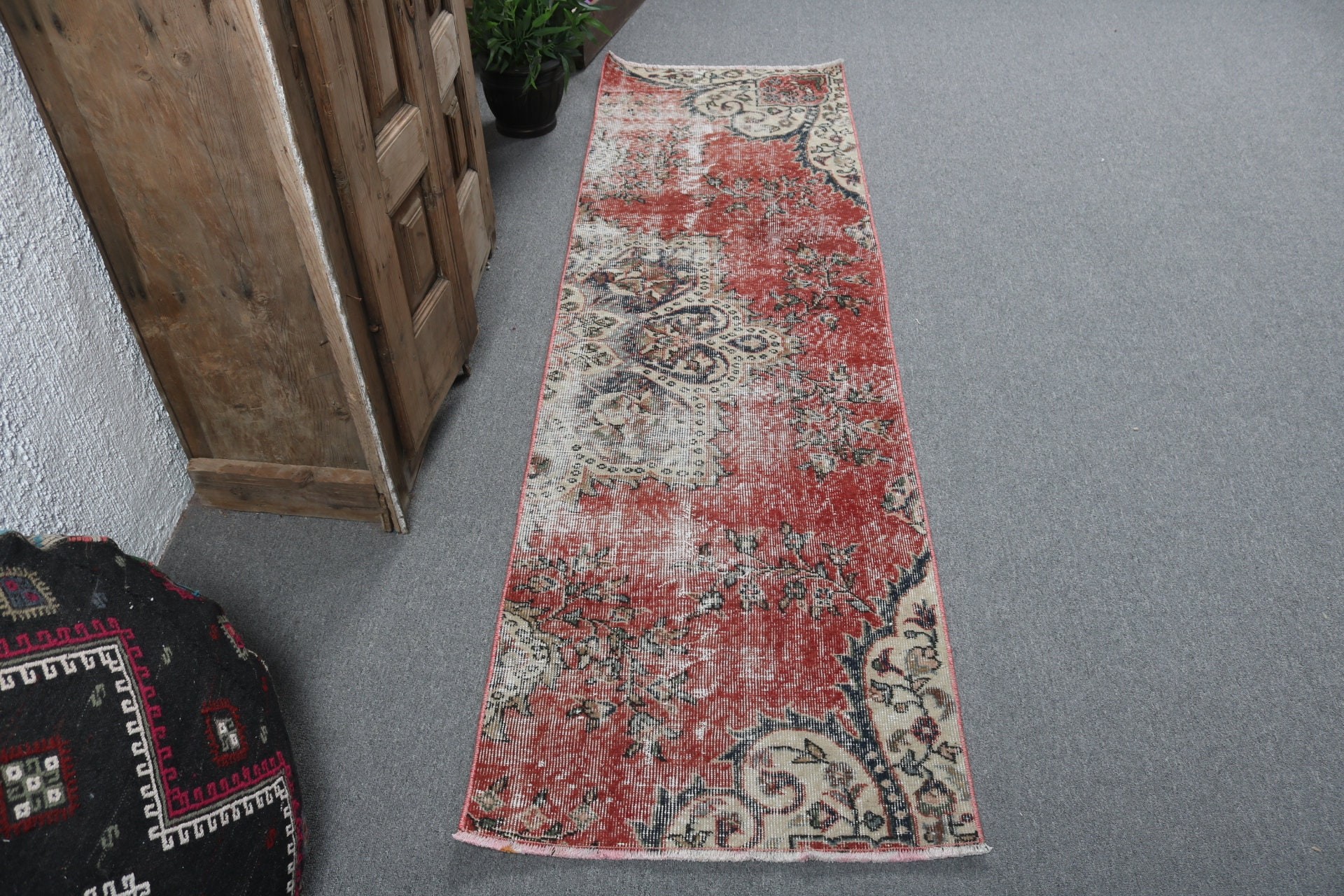 Kırmızı Anadolu Halısı, Modern Halılar, Vintage Yolluk Halısı, Etnik Halı, Oryantal Halılar, Türk Halısı, Merdiven Halısı, Vintage Halılar, 2.2x7.5 ft Runner Halıları