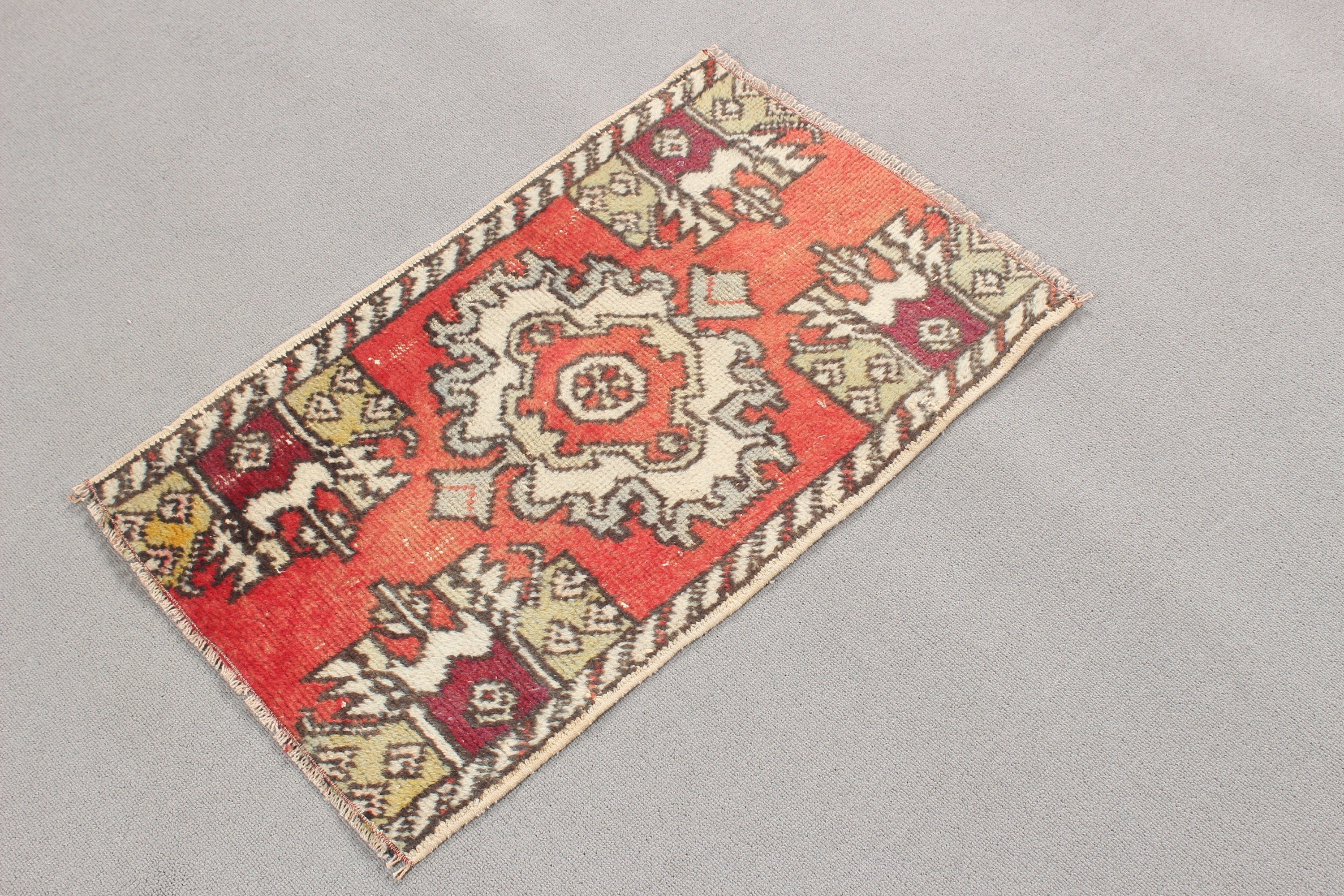 Wool Rug, Home Decor Rugs, Door Mat Rug, Vintage Rugs, Turkish Rugs, Small Boho Rugs, Modern Rugs, Red Anatolian Rugs, 1.5x2.5 ft Small Rug