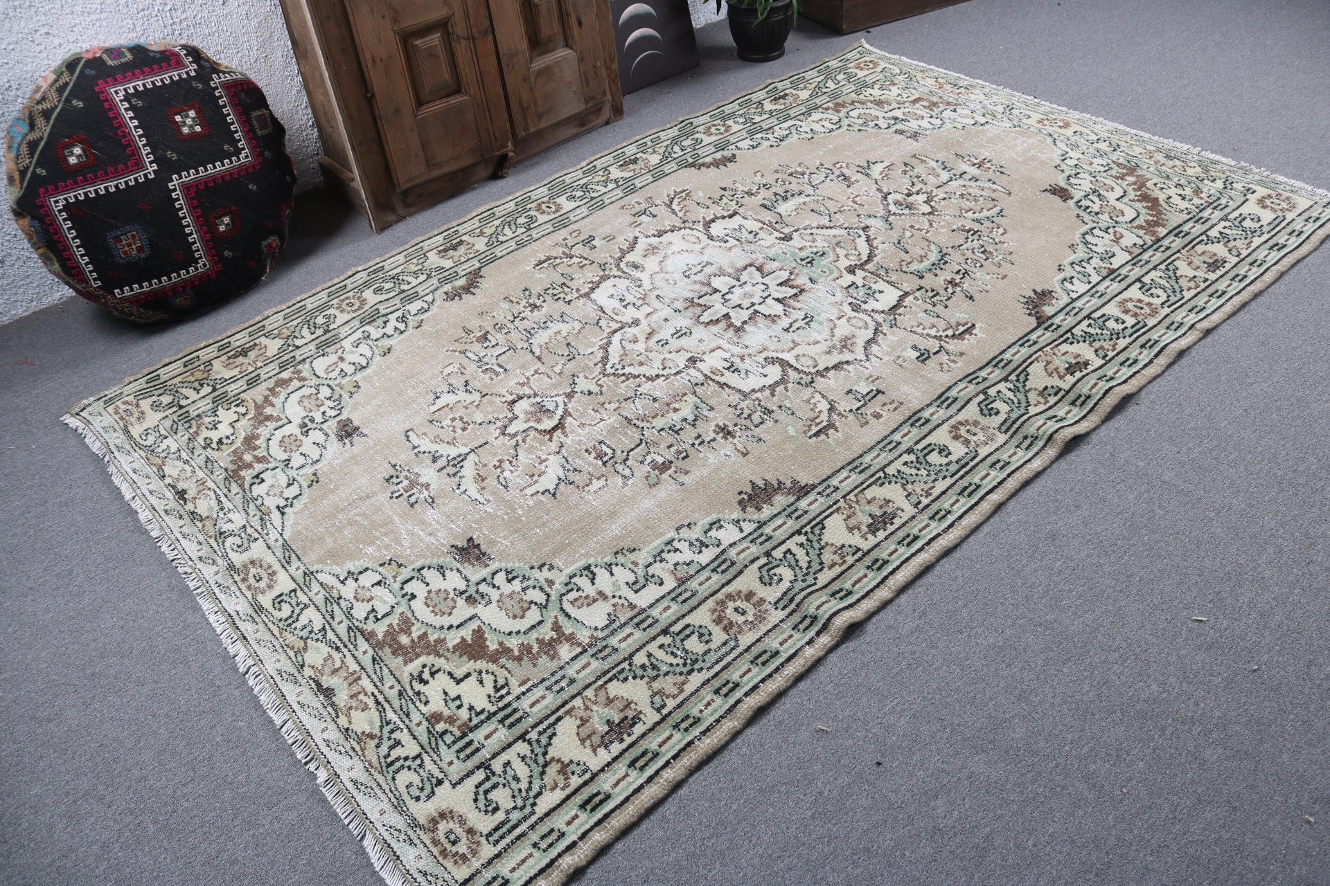 Türk Halısı, Kahverengi Lüks Halılar, Anadolu Halısı, 5,5x8,4 ft Büyük Halılar, Büyük Vintage Halı, Büyük Boho Halıları, Oryantal Halı, Vintage Halılar