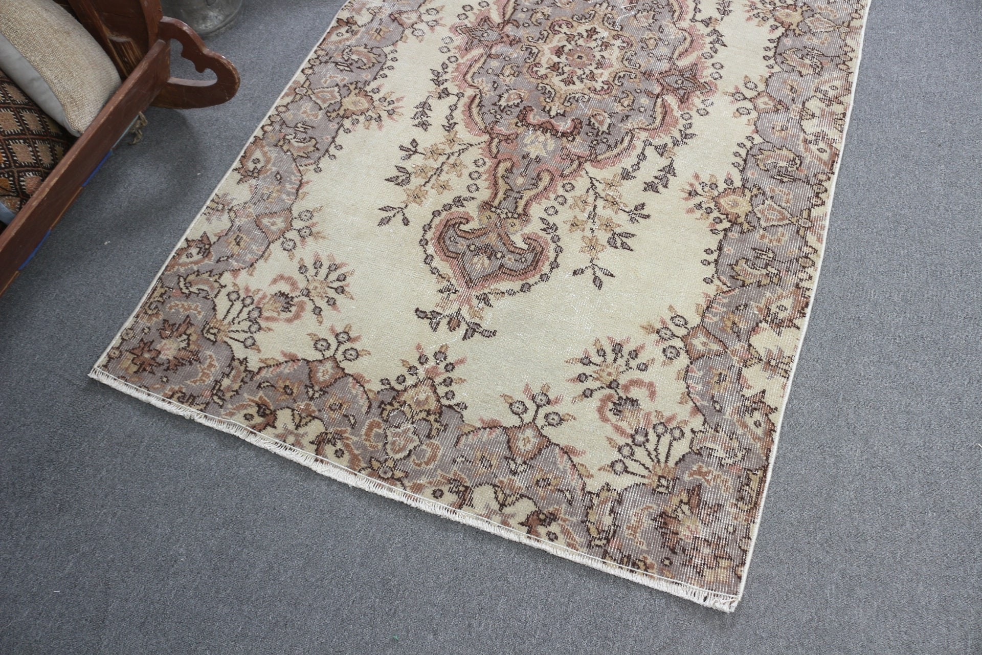 Vintage Rug, Nursery Rug, Vintage Decor Rug, 3.7x6.5 ft Area Rug, Turkish Rugs, Kitchen Rug, Rugs for Bedroom, Moroccan Rug, Beige Wool Rug