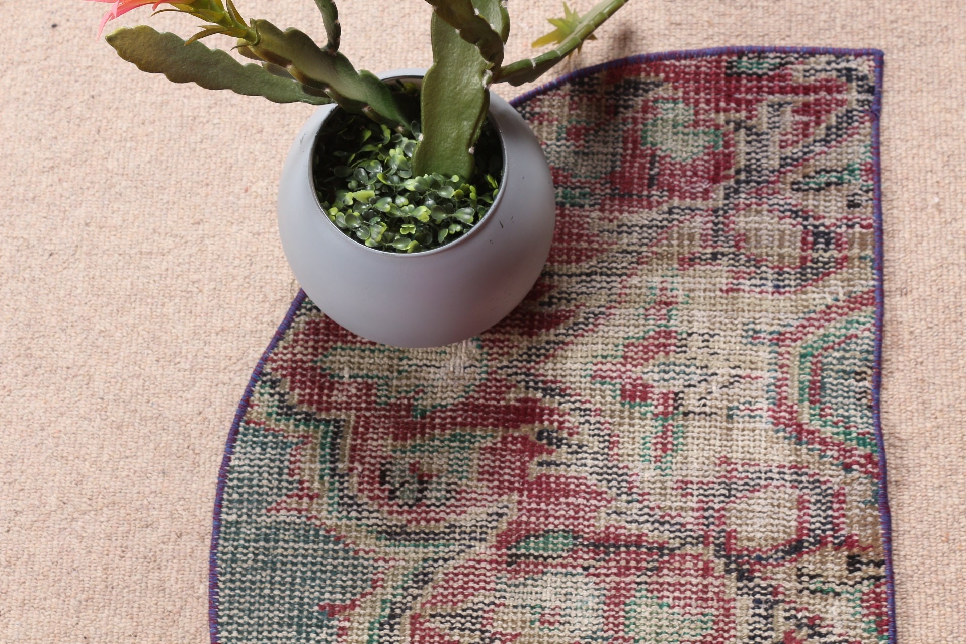 Car Mat Rug, Vintage Rug, Anatolian Rug, Nursery Rugs, Wool Rug, Turkish Rug, Red Floor Rugs, 1.5x2.5 ft Small Rug, Rugs for Entry, Art Rug