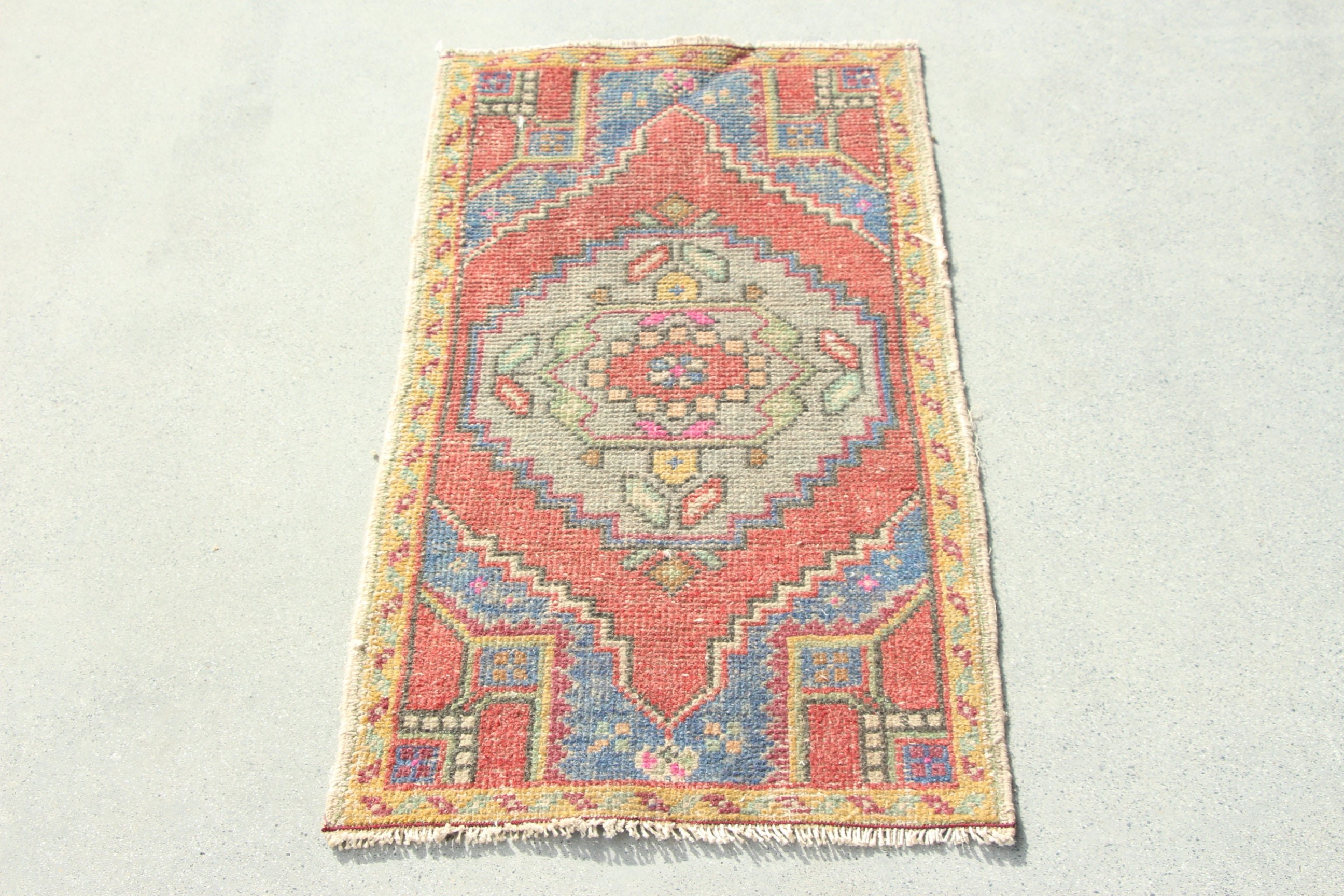 Kırmızı Nötr Halı, Yatak Odası Halısı, Vintage Halılar, Küçük Boho Halıları, Lüks Halı, Kapı Paspası Halısı, 1.6x3.2 ft Küçük Halılar, El Yapımı Halı, Türk Halıları