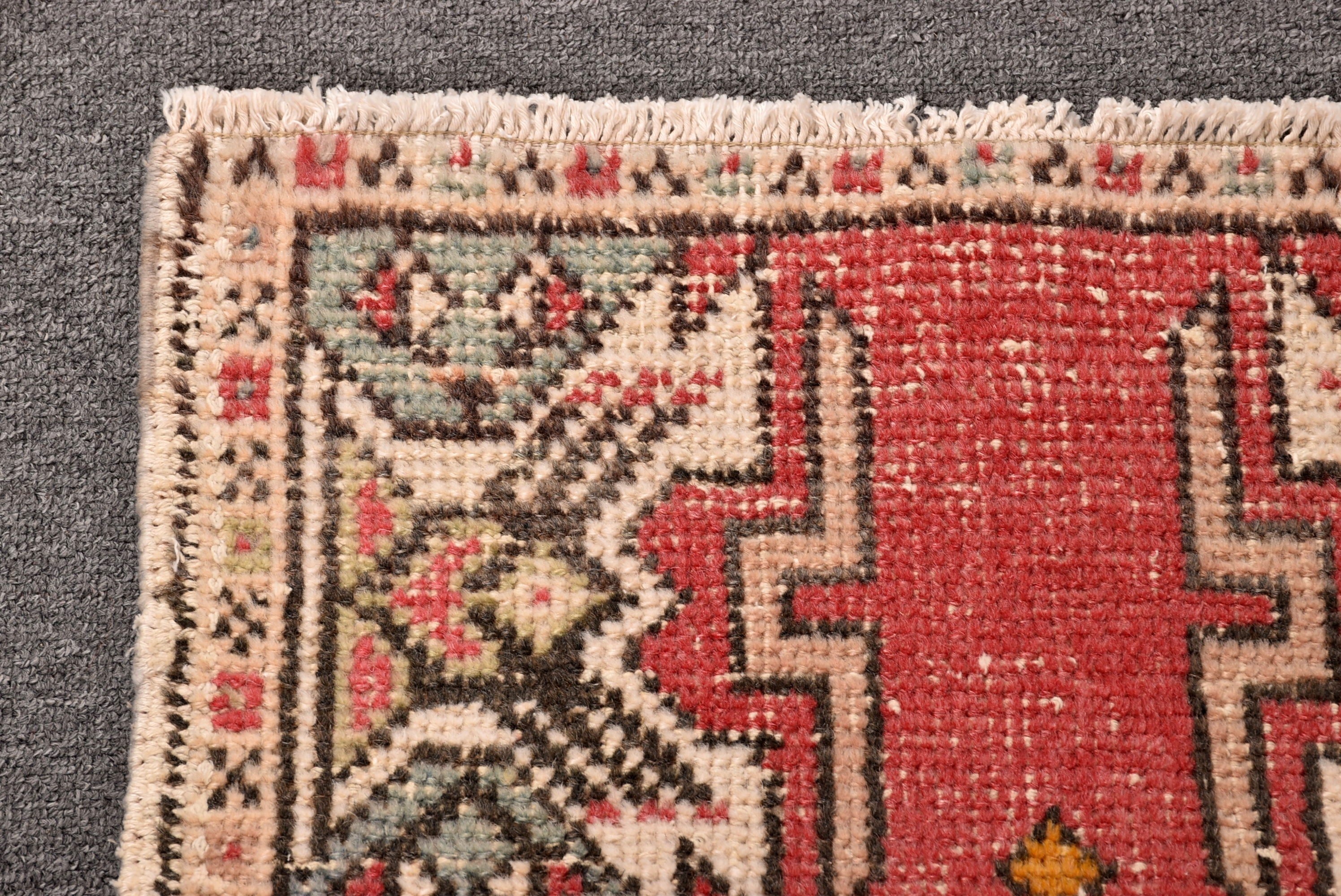 1.6x2.9 ft Küçük Halı, Pembe Anadolu Halısı, Küçük Vintage Halılar, Küçük Alan Halısı, Vintage Halılar, Geometrik Halılar, Türk Halıları, Açıklama Halısı