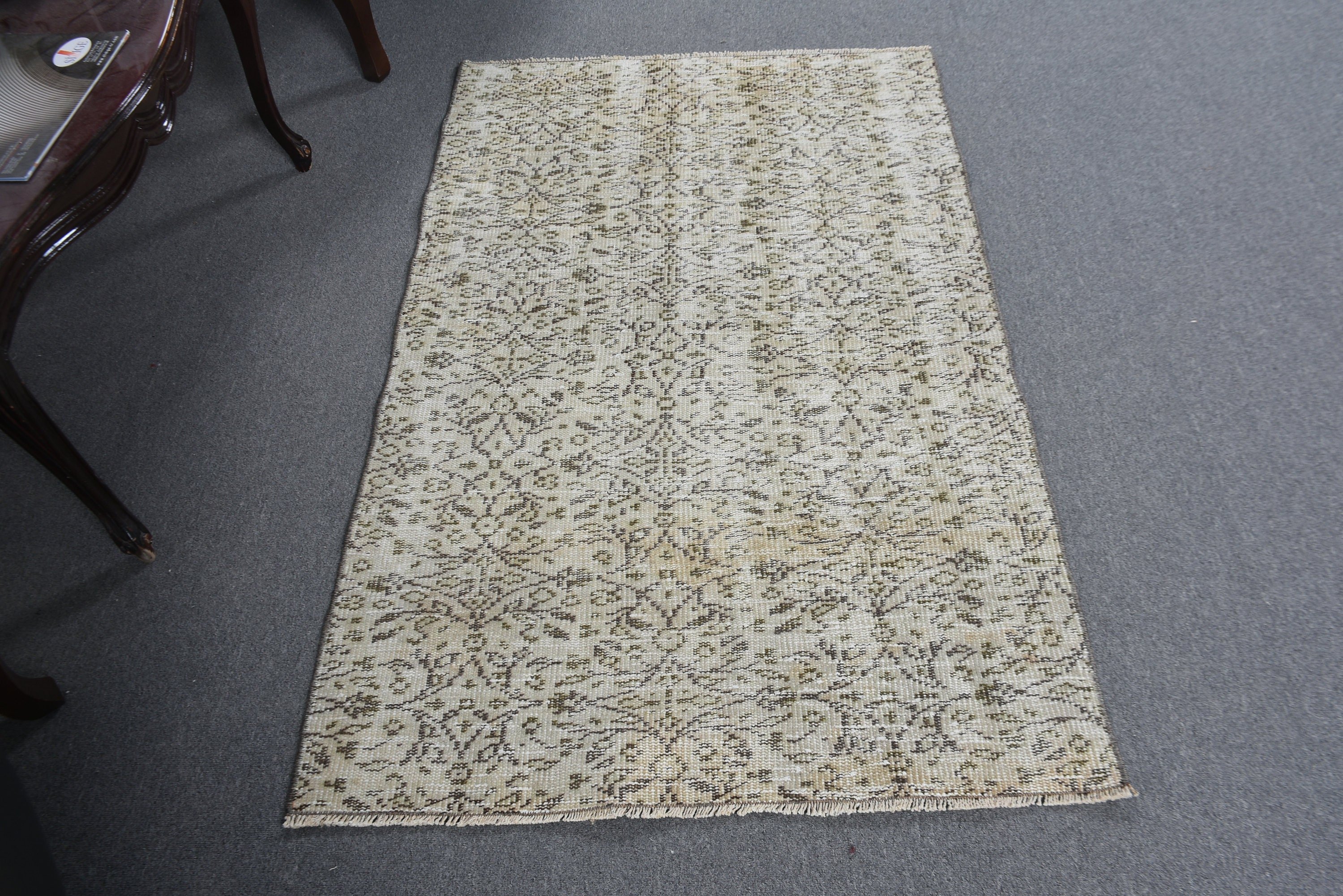 Beyaz Yatak Odası Halısı, Türk Halıları, Boho Halısı, Duvara Asılı Halı, 3.1x4.8 ft Küçük Halı, Antika Halı, Oushak Halıları, Vintage Halılar, Banyo Halıları