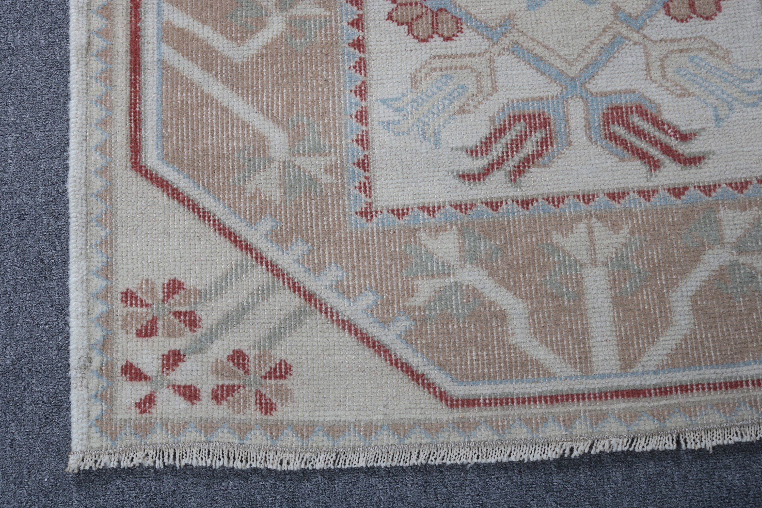 Handwoven Rug, 2.6x4.4 ft Small Rugs, Bathroom Rug, Oriental Rug, Nursery Rugs, Beige Geometric Rugs, Turkish Rugs, Boho Rugs, Vintage Rugs