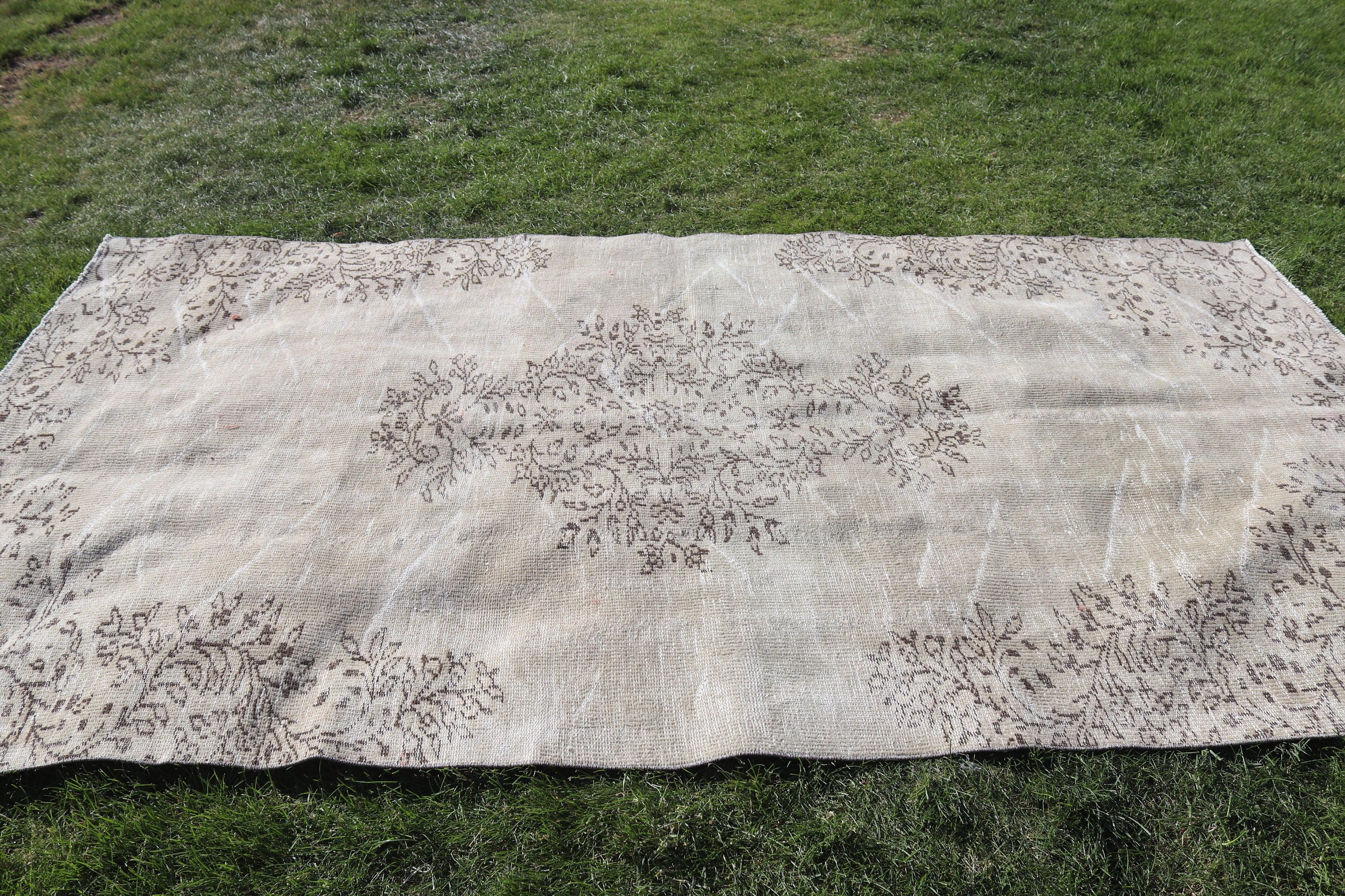 Vintage Rug, Turkish Rugs, Luxury Rugs, Large Vintage Rug, Beige Oushak Rug, Oriental Rug, Large Oushak Rug, 5.2x9.6 ft Large Rug, Boho Rug